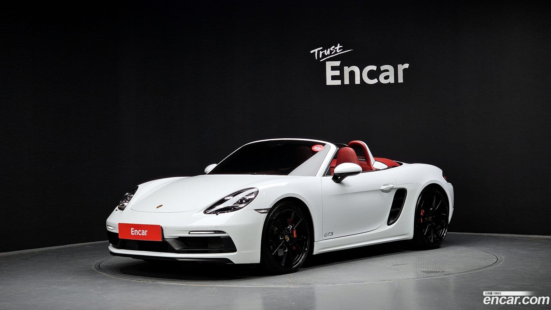 Main__Slider__Photo:718 Porsche 2019.6-0