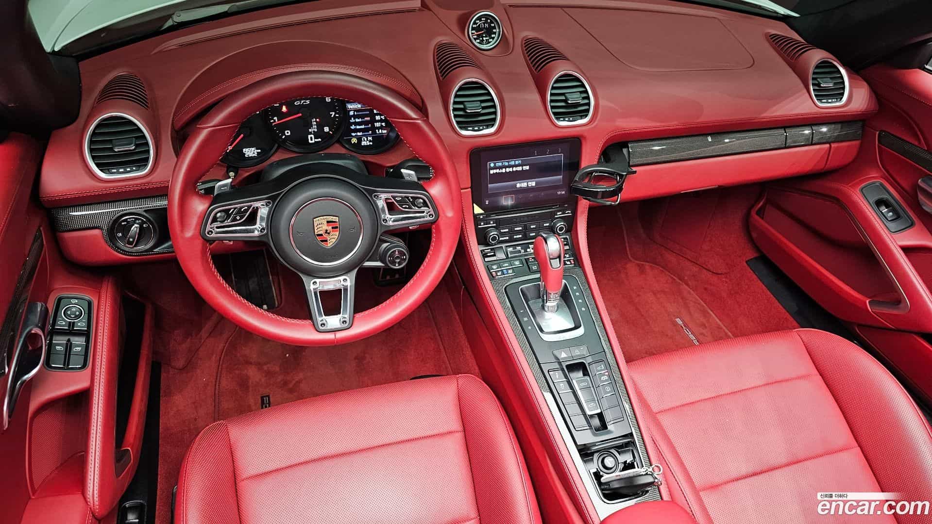 718 Porsche 2019.6-INNER-007