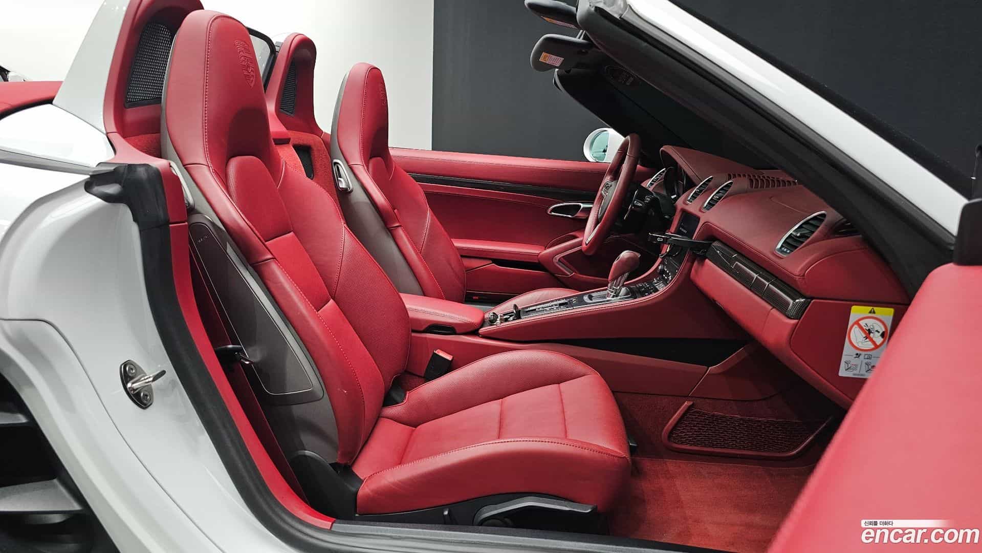 718 Porsche 2019.6-INNER-010