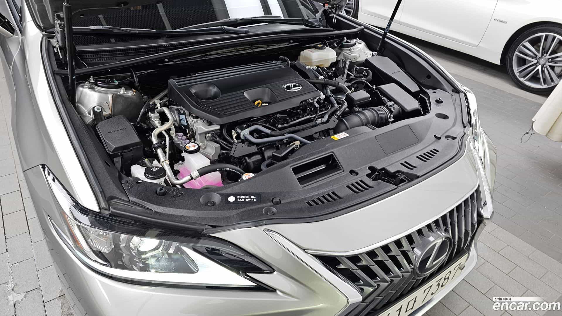 ES Lexus 2024.2-OUTER-006