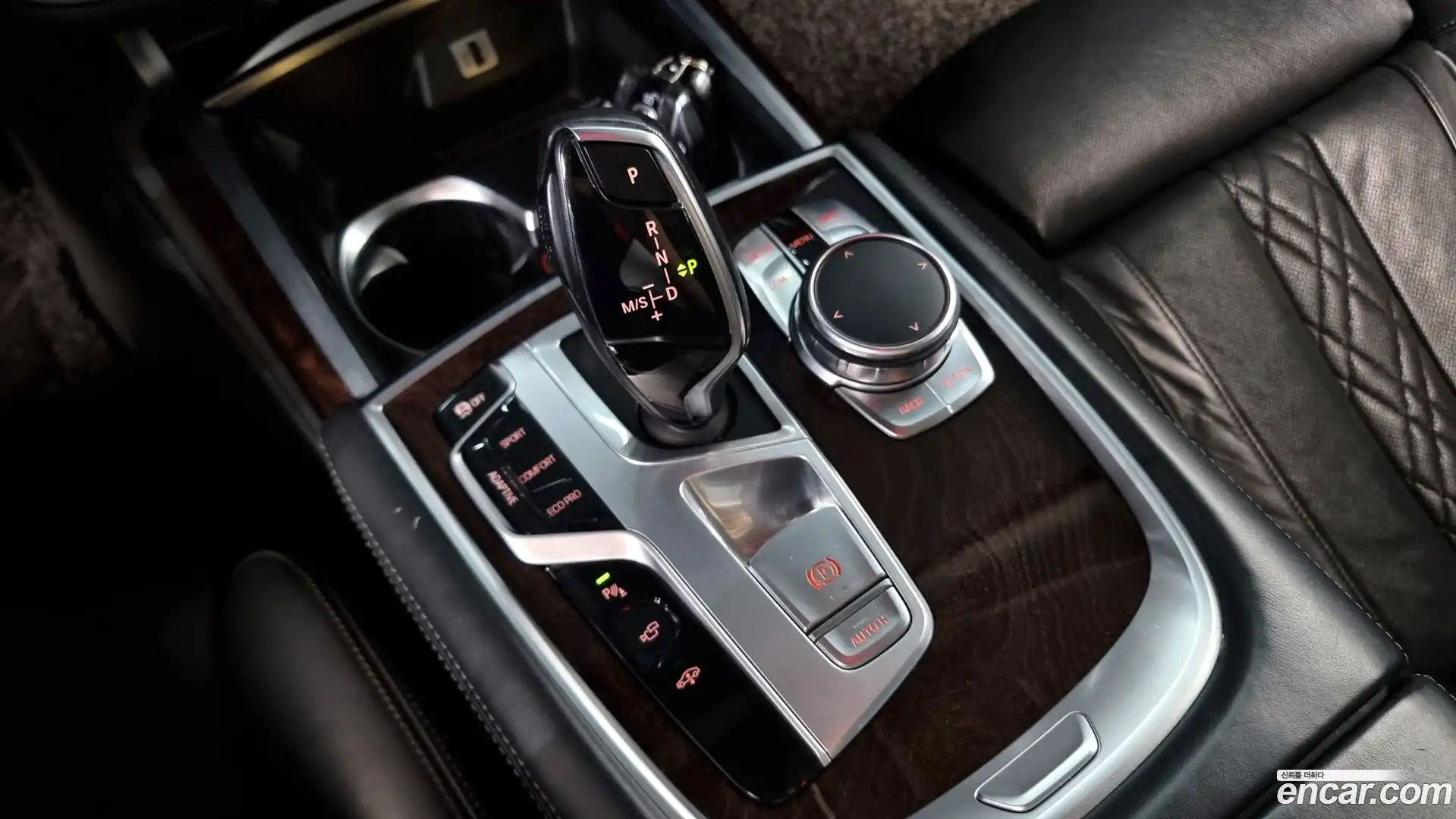 7-Series BMW 2016.10-INNER-009
