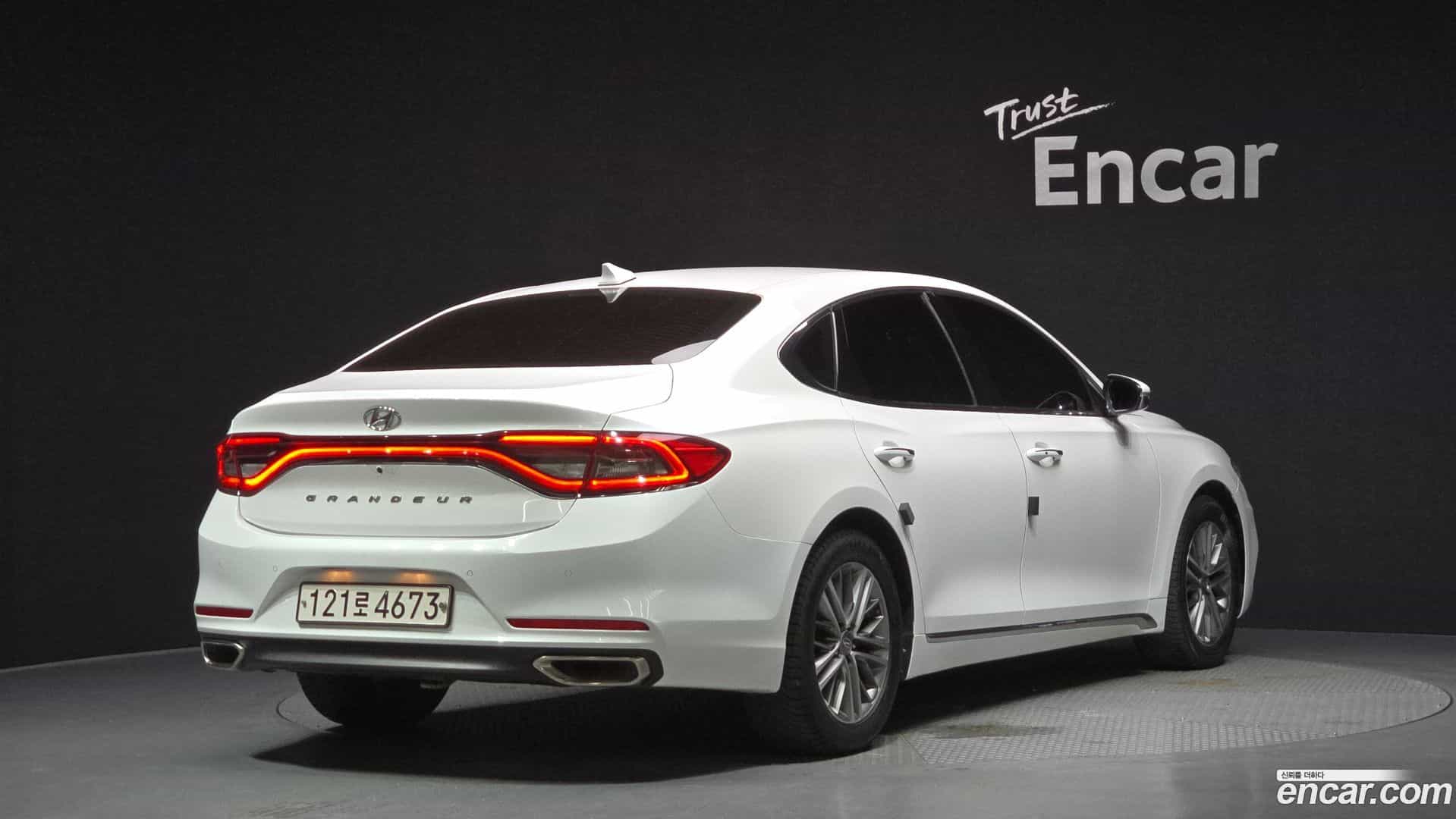 Grandeur Hyundai 2017.5-OUTER-002