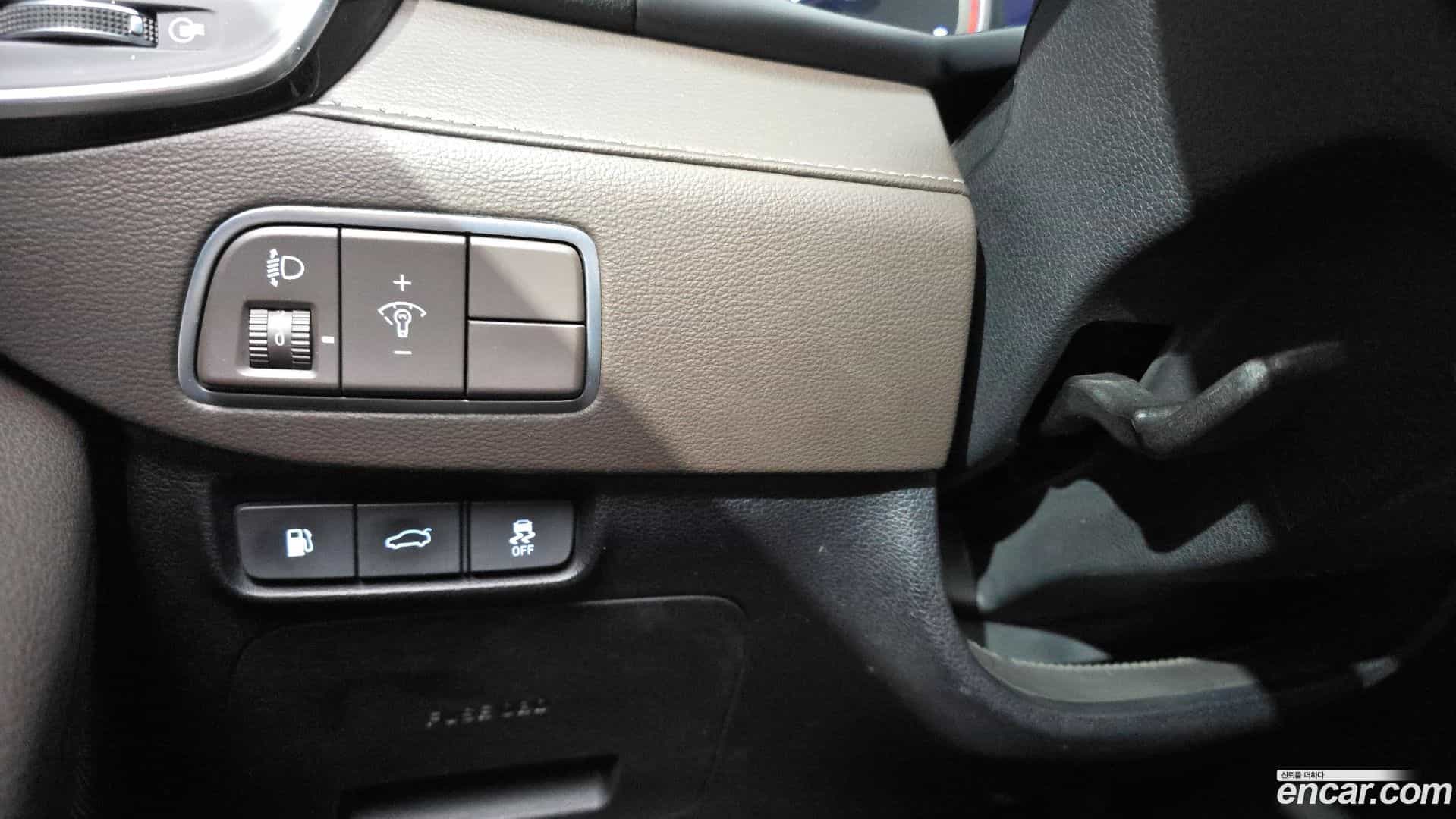Grandeur Hyundai 2017.5-OPTION-020