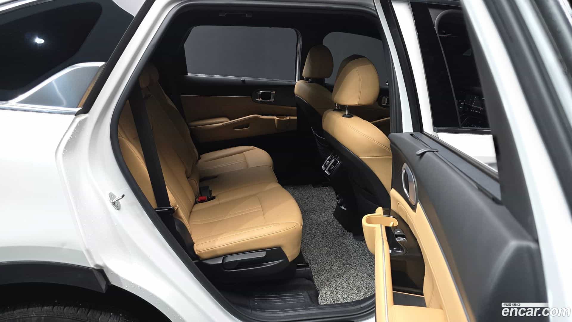 Sorento Kia 2023.3-OPTION-016