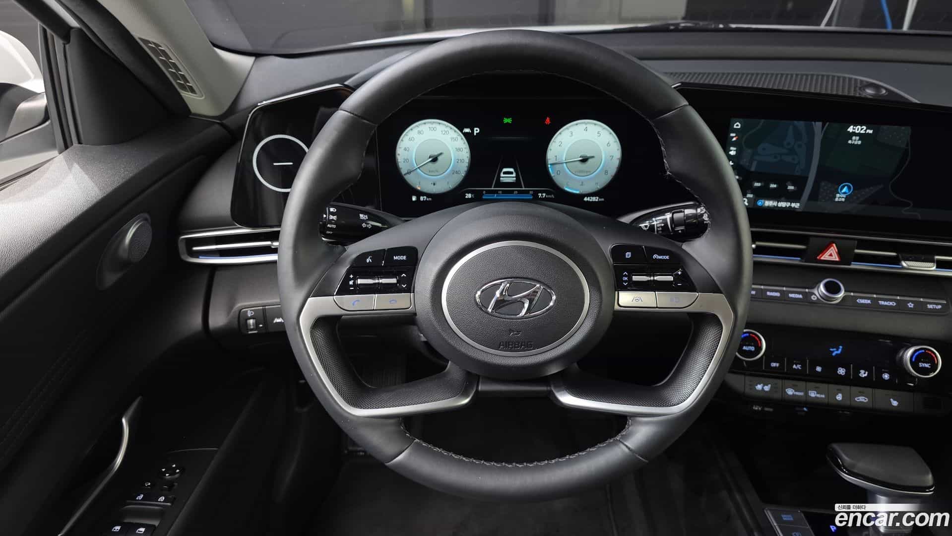 AVANTE Hyundai 2022.0-OPTION-018