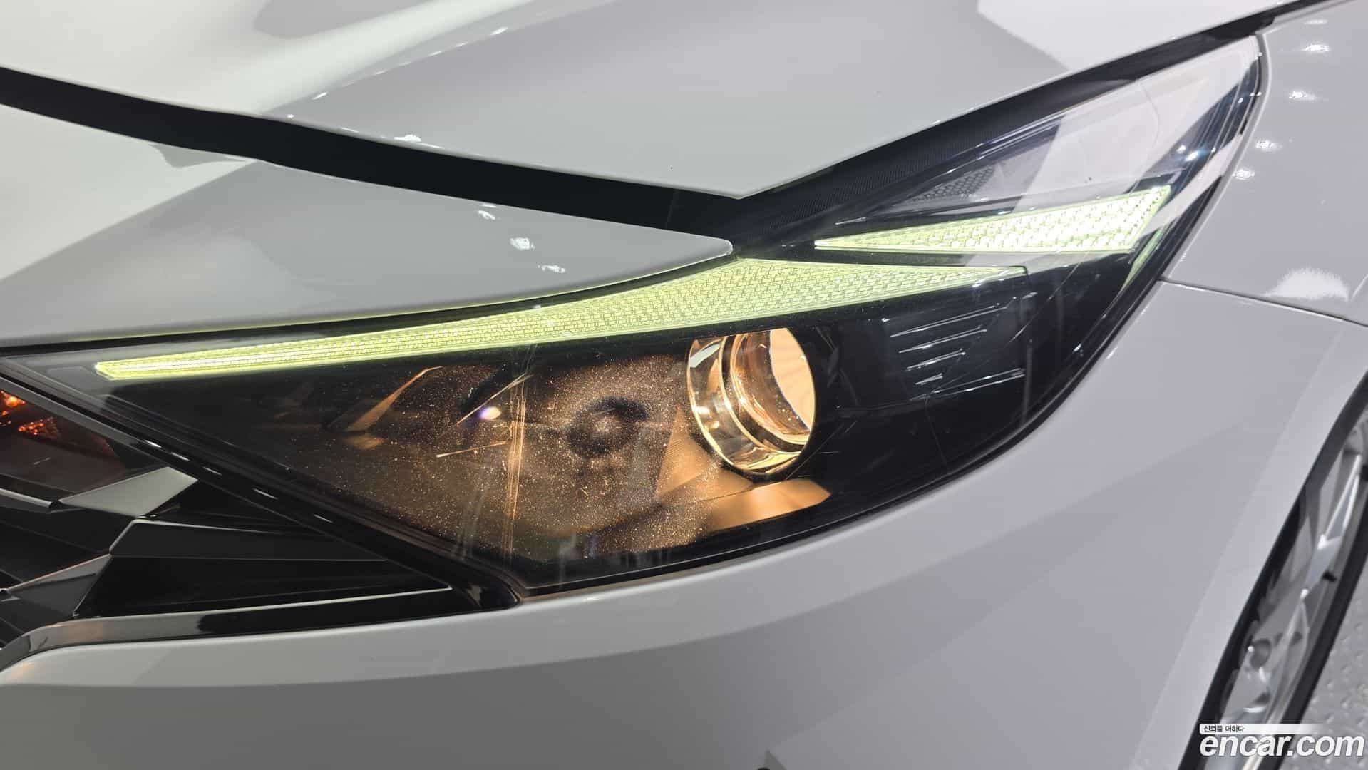 AVANTE Hyundai 2022.0-OUTER-032