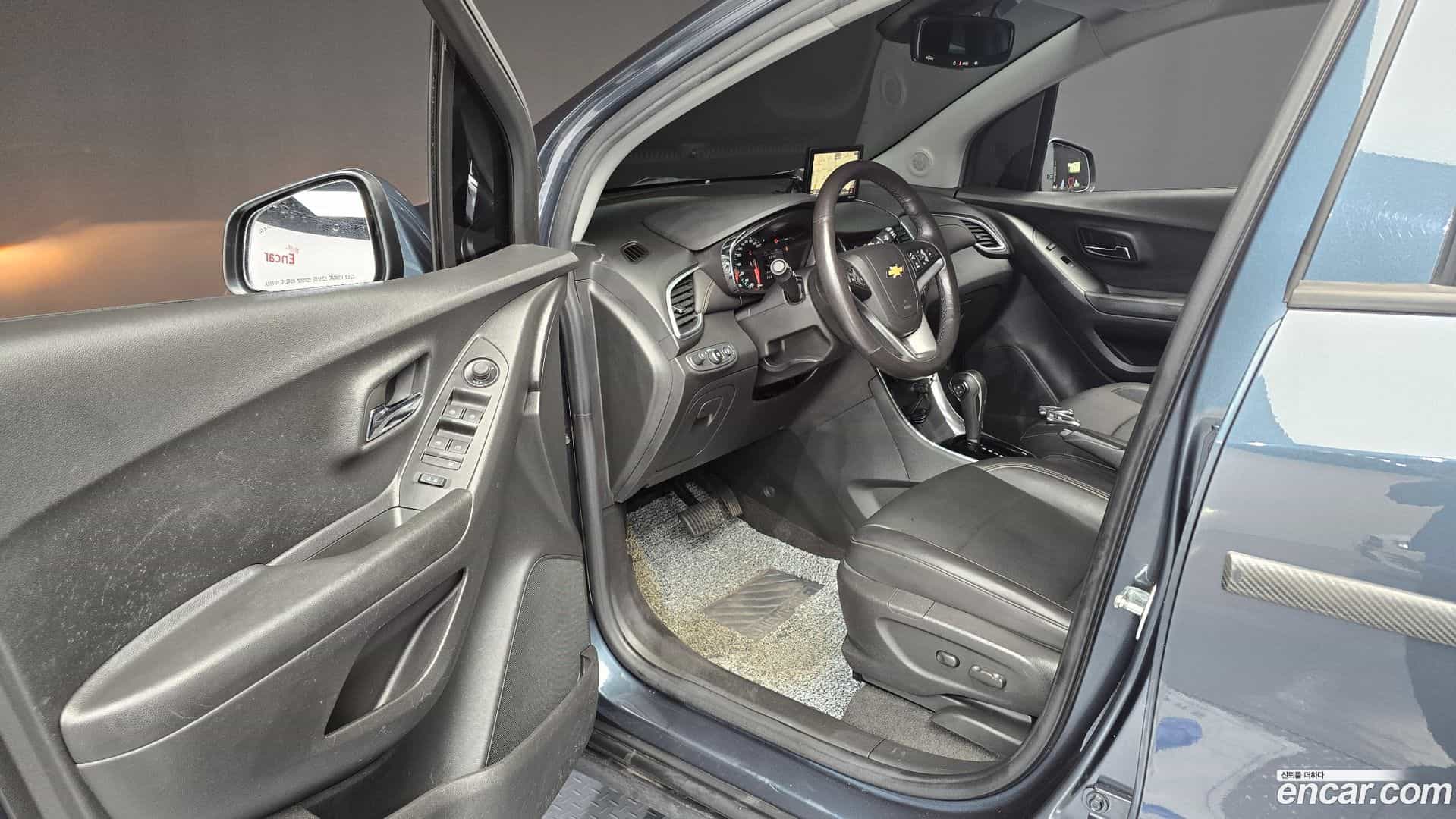 Trax Chevrolet 2021.11-INNER-010