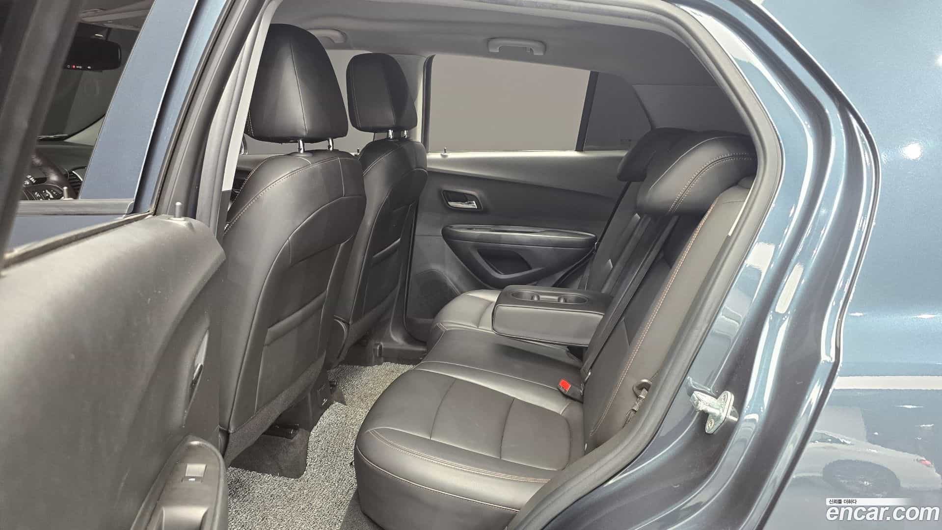 Trax Chevrolet 2021.11-OPTION-015