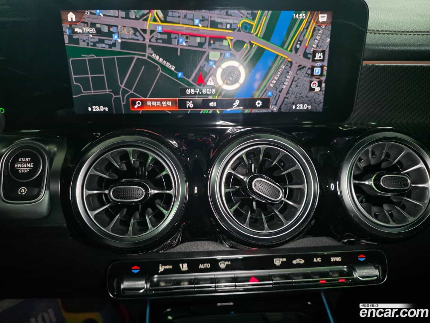 GLB-Class Mercedes-Benz 2023.7-INNER-010