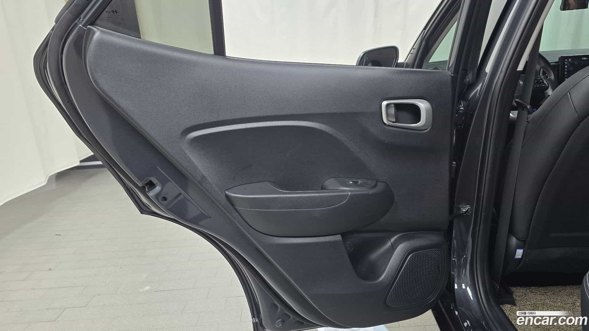 Venue Hyundai 2022.3-INNER-035