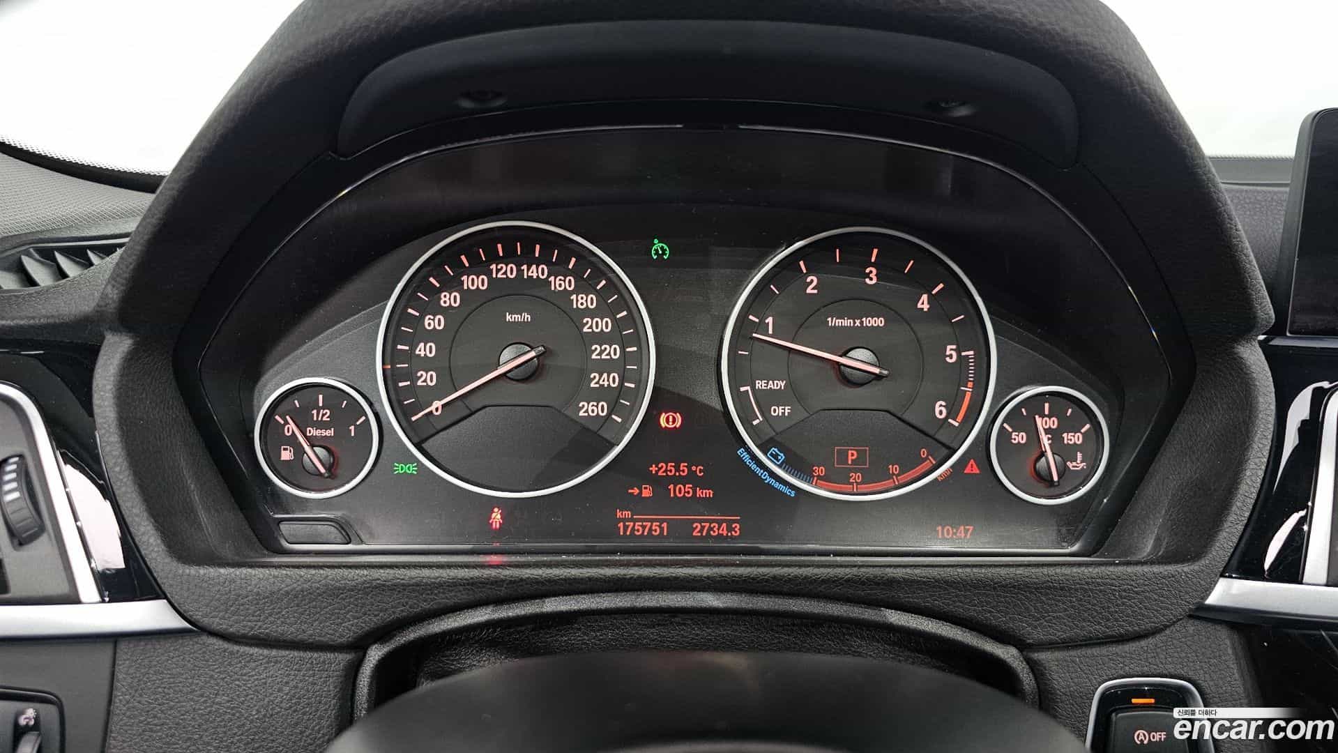 3-Series BMW 2015.9-INNER-008