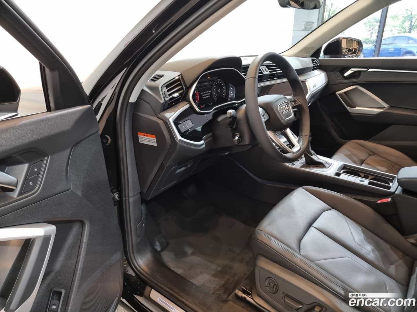 Q3 Audi 2025.4-OPTION-019