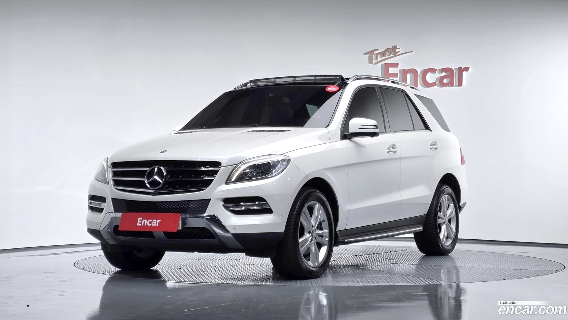 Main__Slider__Photo:M-class Mercedes-Benz 2014.9-0