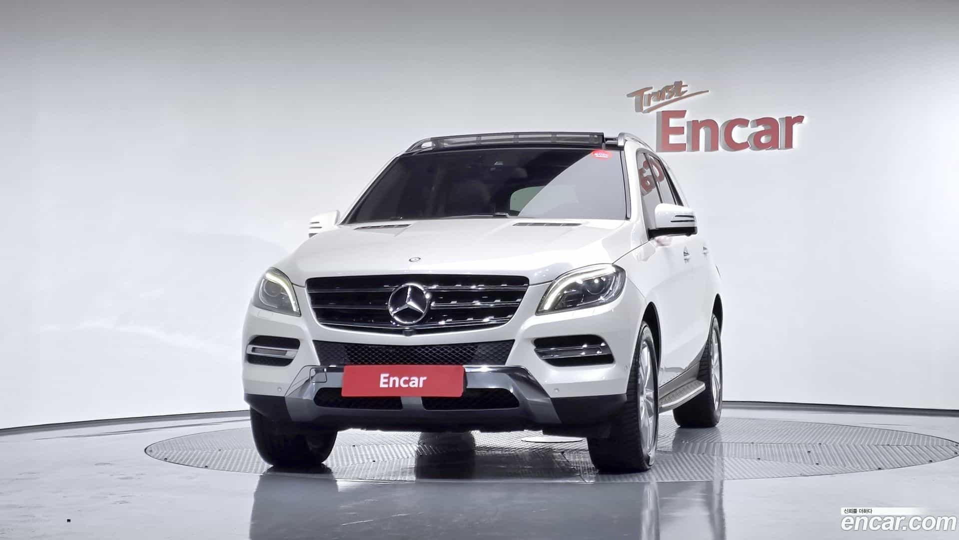 M-class Mercedes-Benz 2014.9-OUTER-003