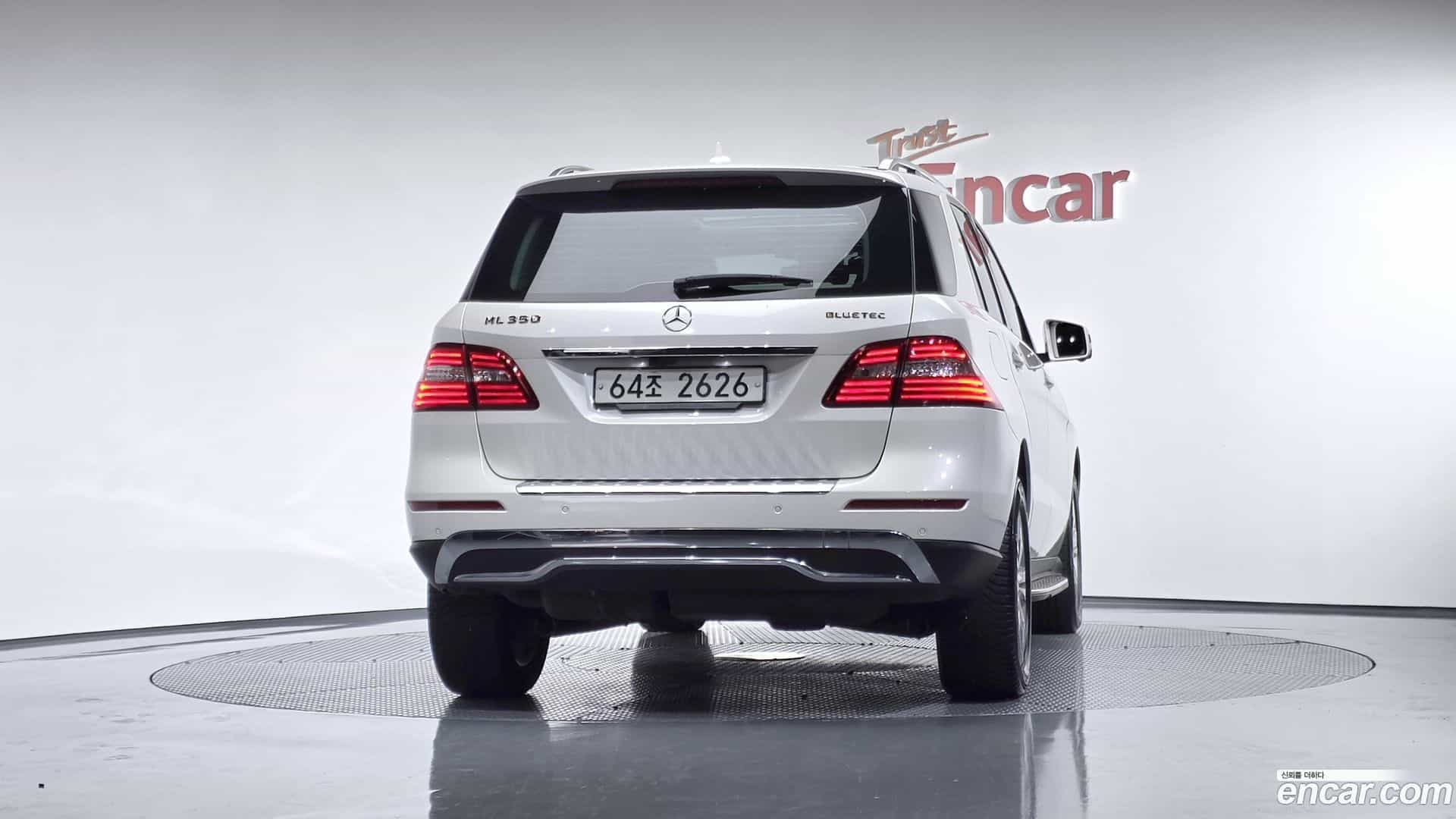 M-class Mercedes-Benz 2014.9-OUTER-004