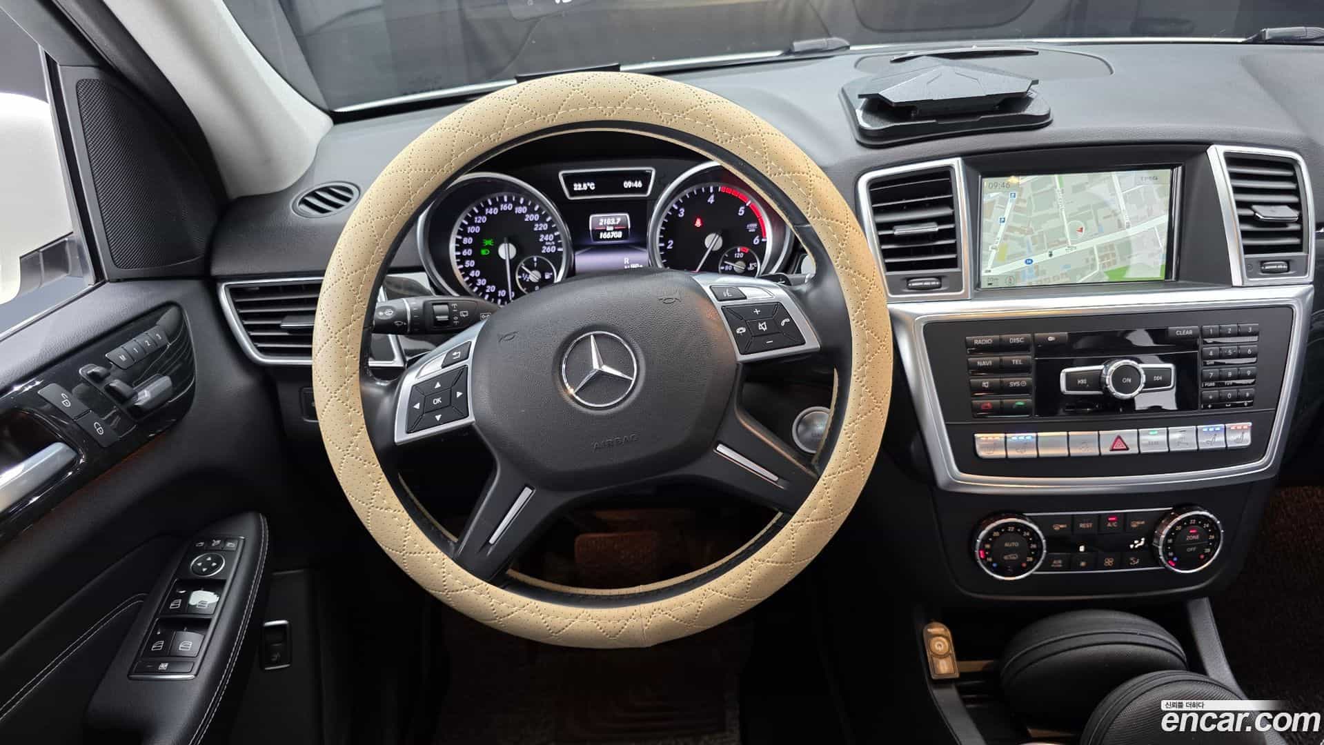 M-class Mercedes-Benz 2014.9-OPTION-017