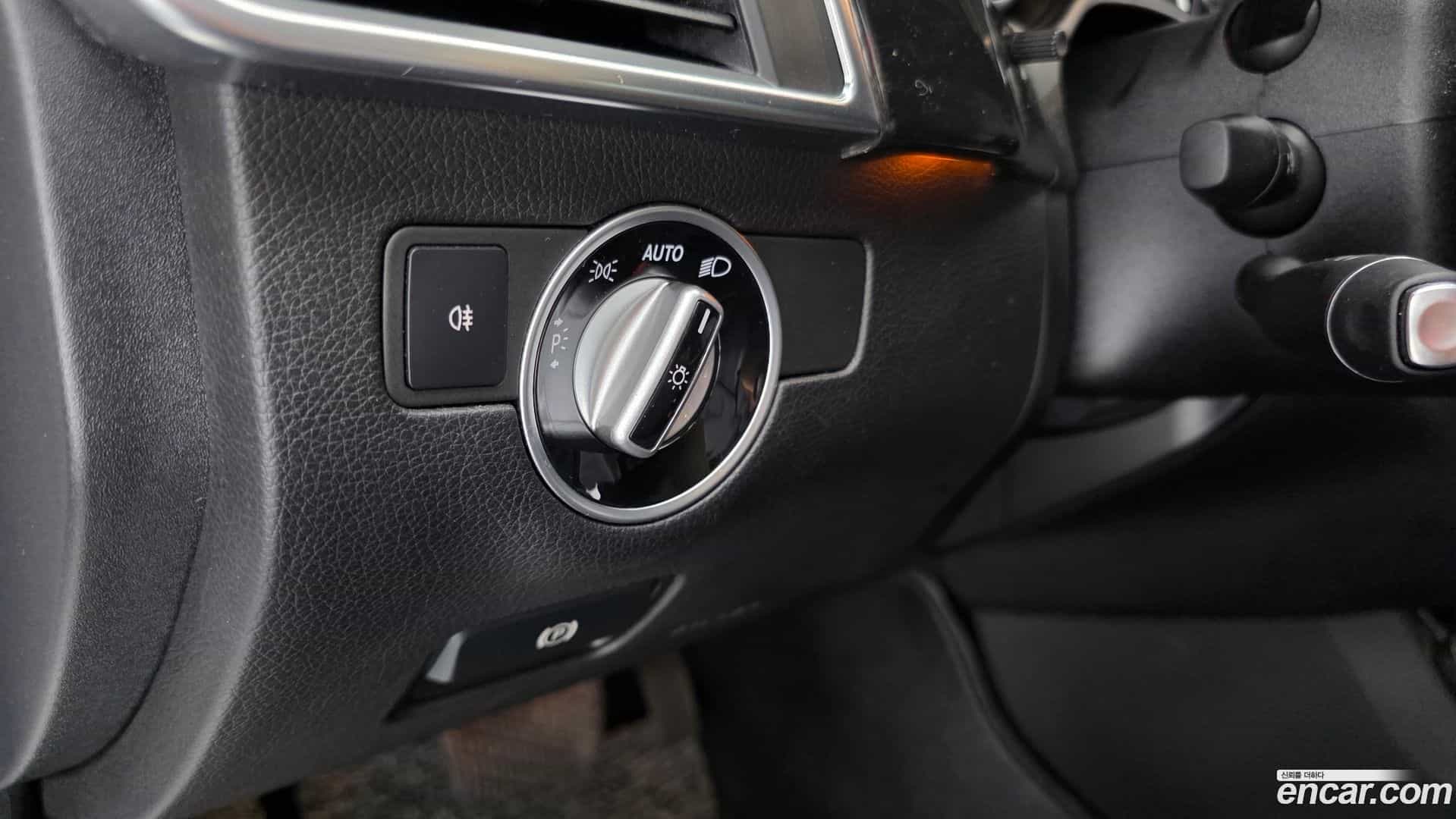 M-class Mercedes-Benz 2014.9-OPTION-022