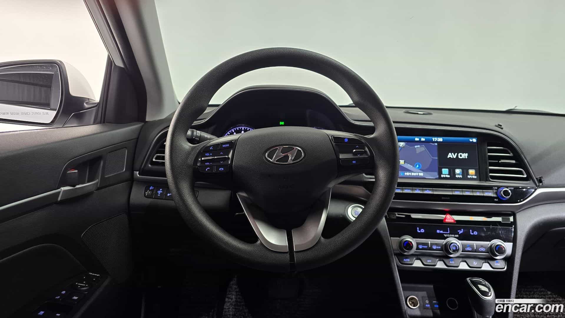 AVANTE Hyundai 2019.3-OPTION-018