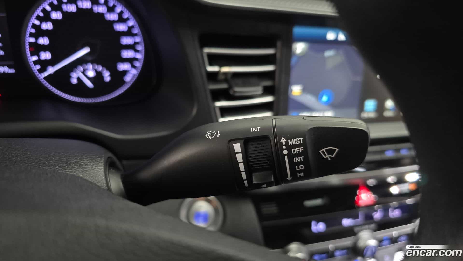 AVANTE Hyundai 2019.3-OPTION-041