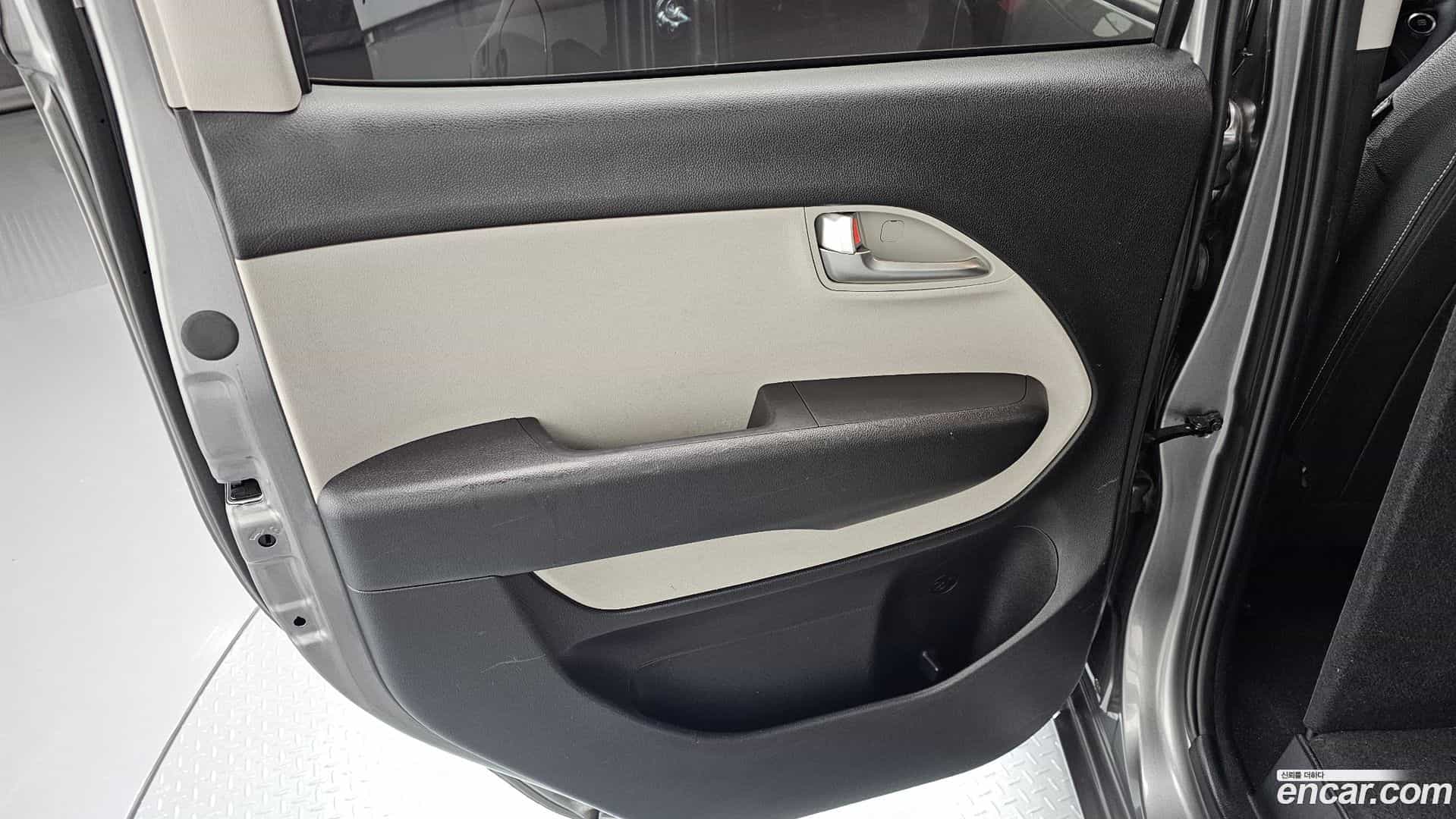 RAY Kia 2024.5-INNER-035