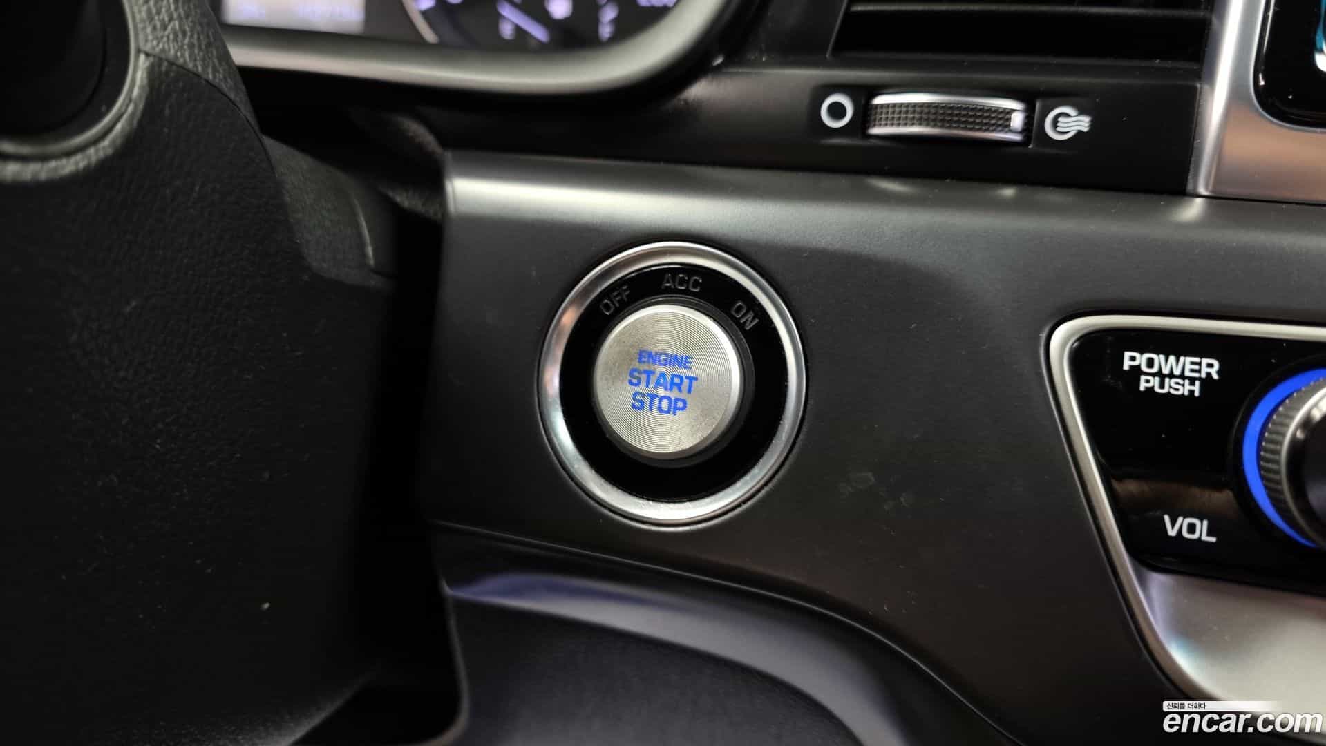 Sonata Hyundai 2018.7-OPTION-043