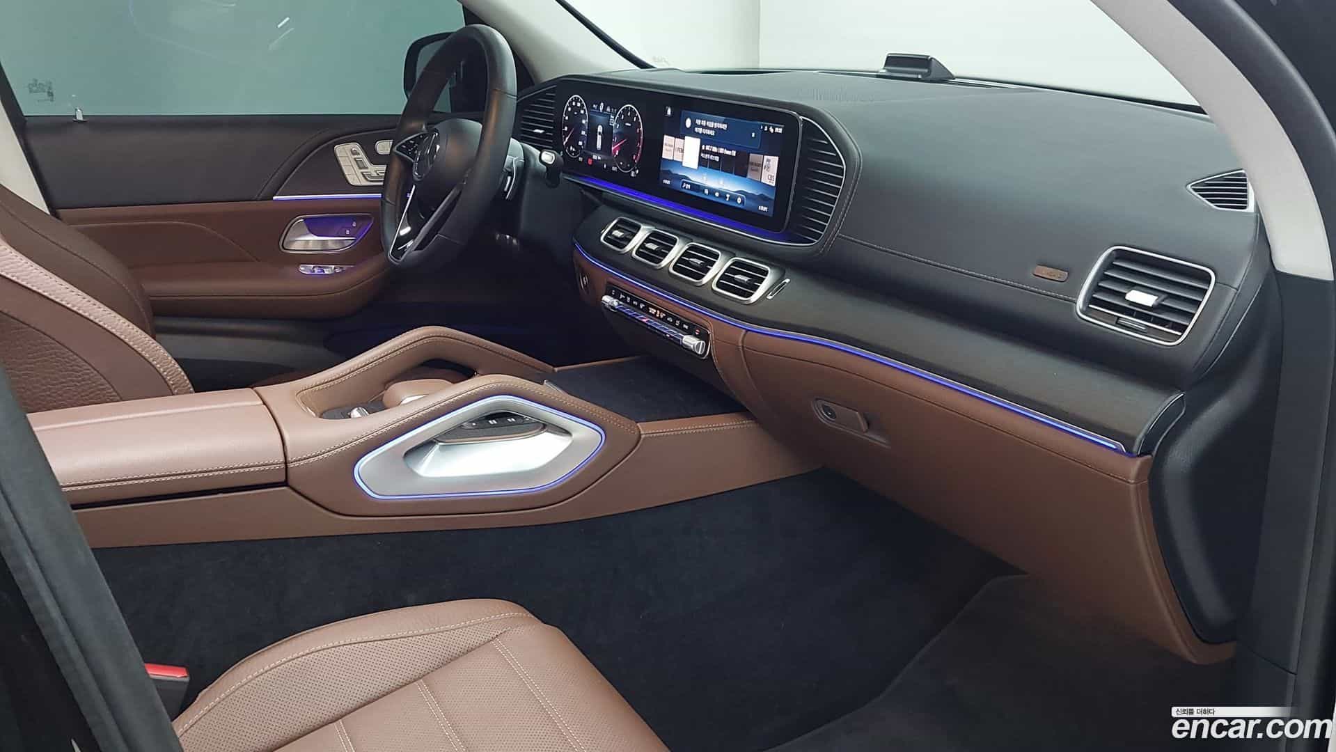 GLE-Class Mercedes-Benz 2024.4-INNER-009