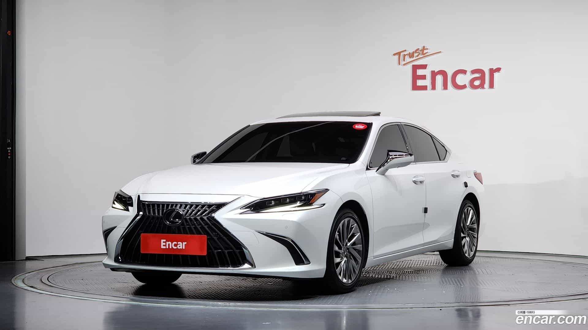 ES Lexus 2023.3-OUTER-001
