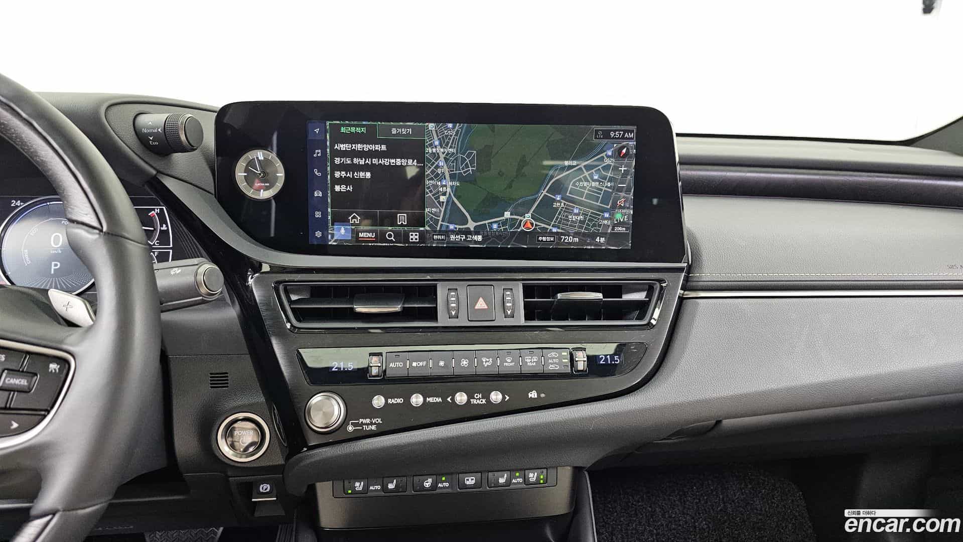 ES Lexus 2023.3-OPTION-018