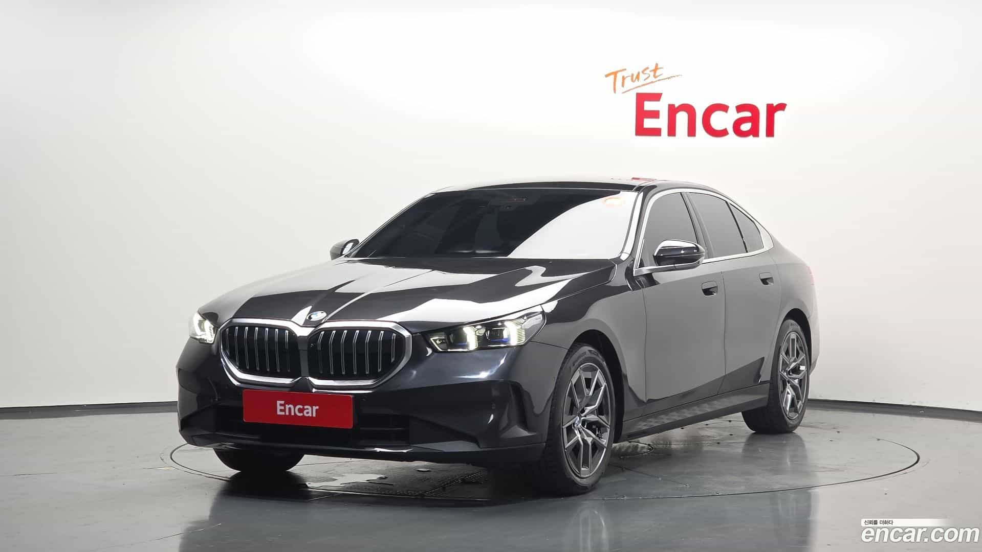 5-Series BMW 2024.5-OUTER-001