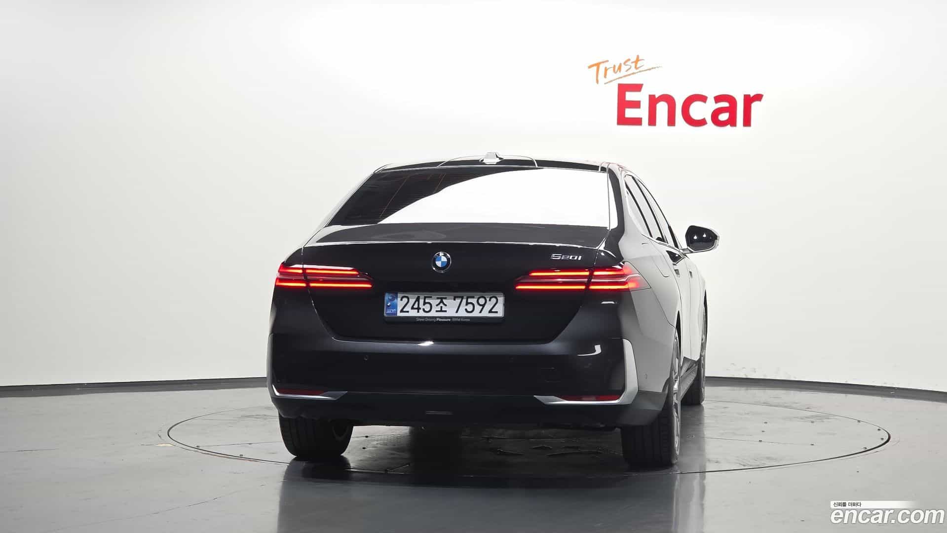 5-Series BMW 2024.5-OUTER-004