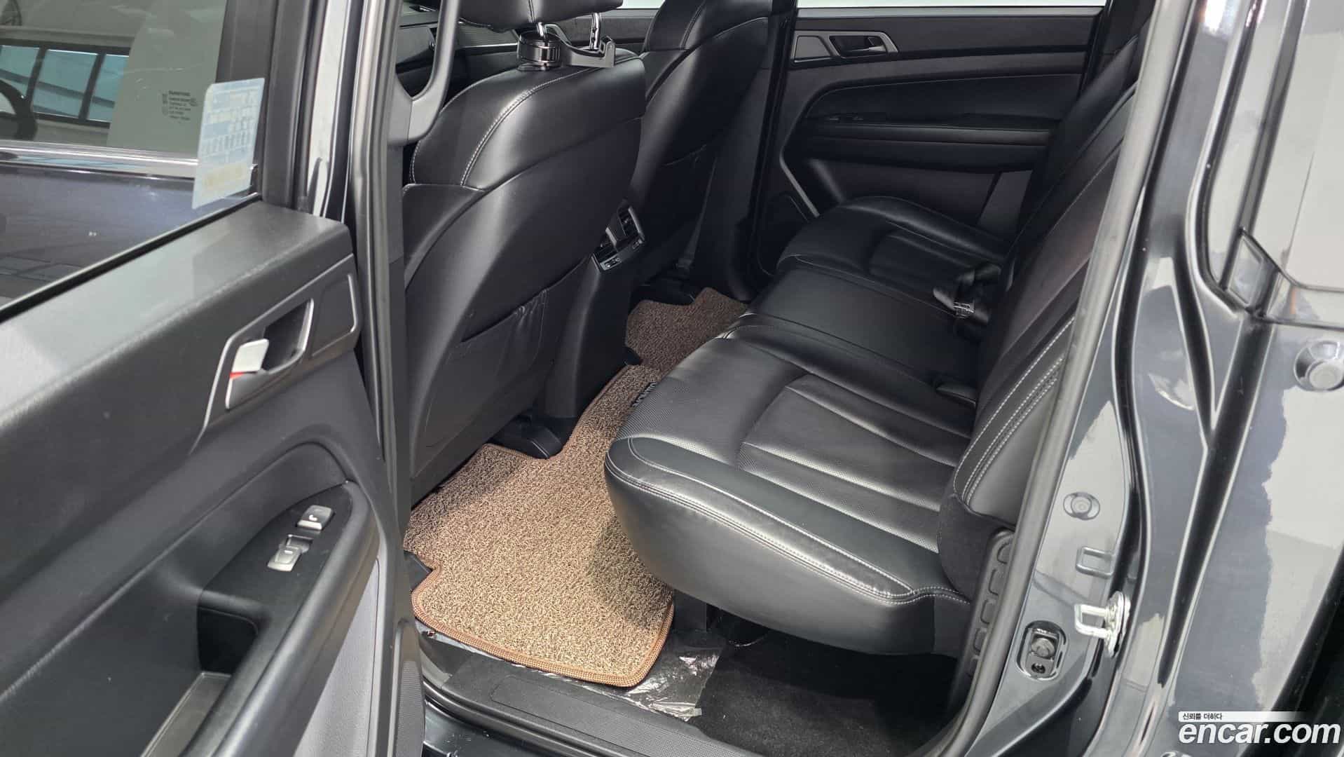 Rexton KG Mobility 2022.8-OPTION-015
