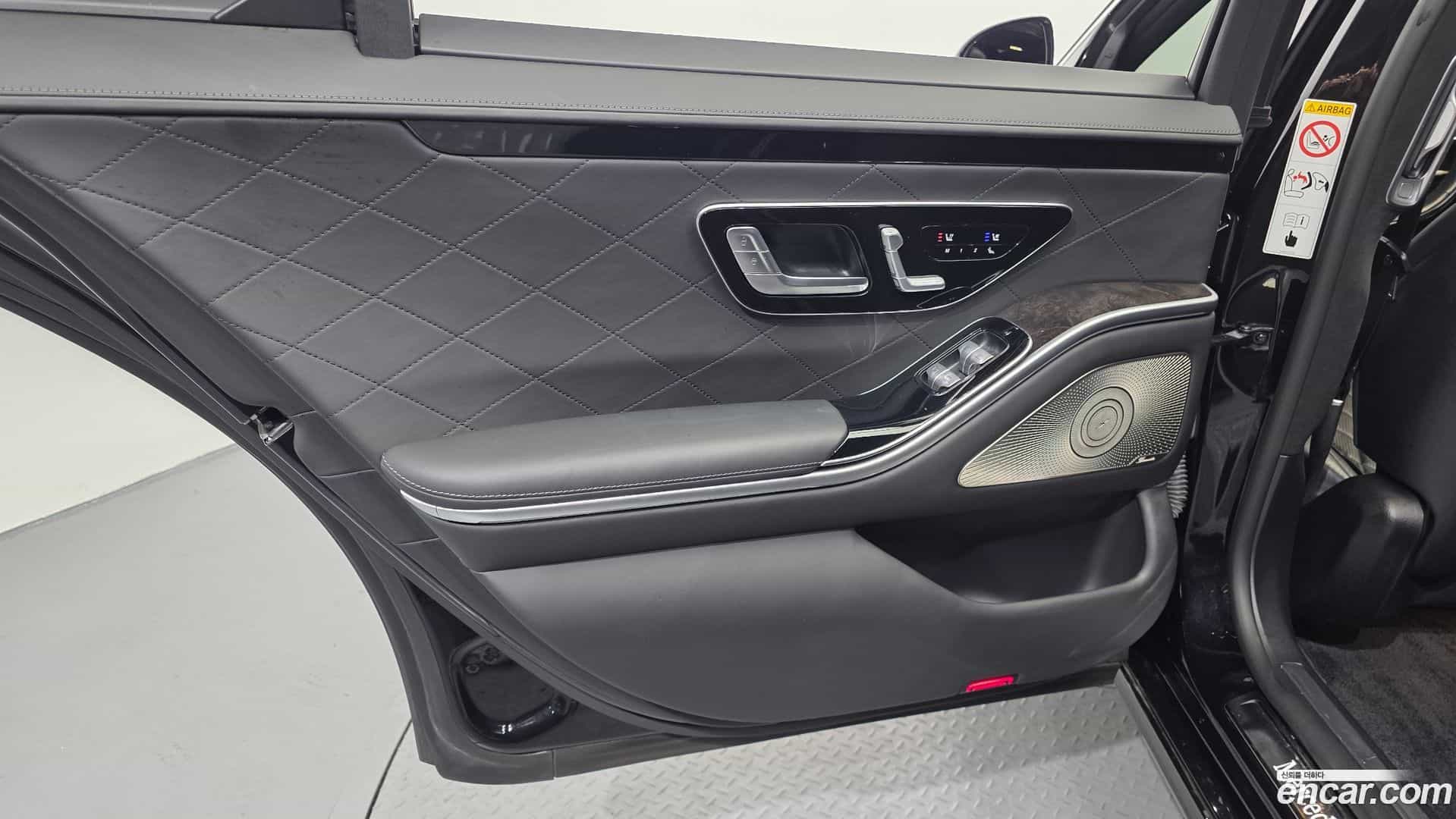 S-Class Mercedes-Benz 2021.5-INNER-035