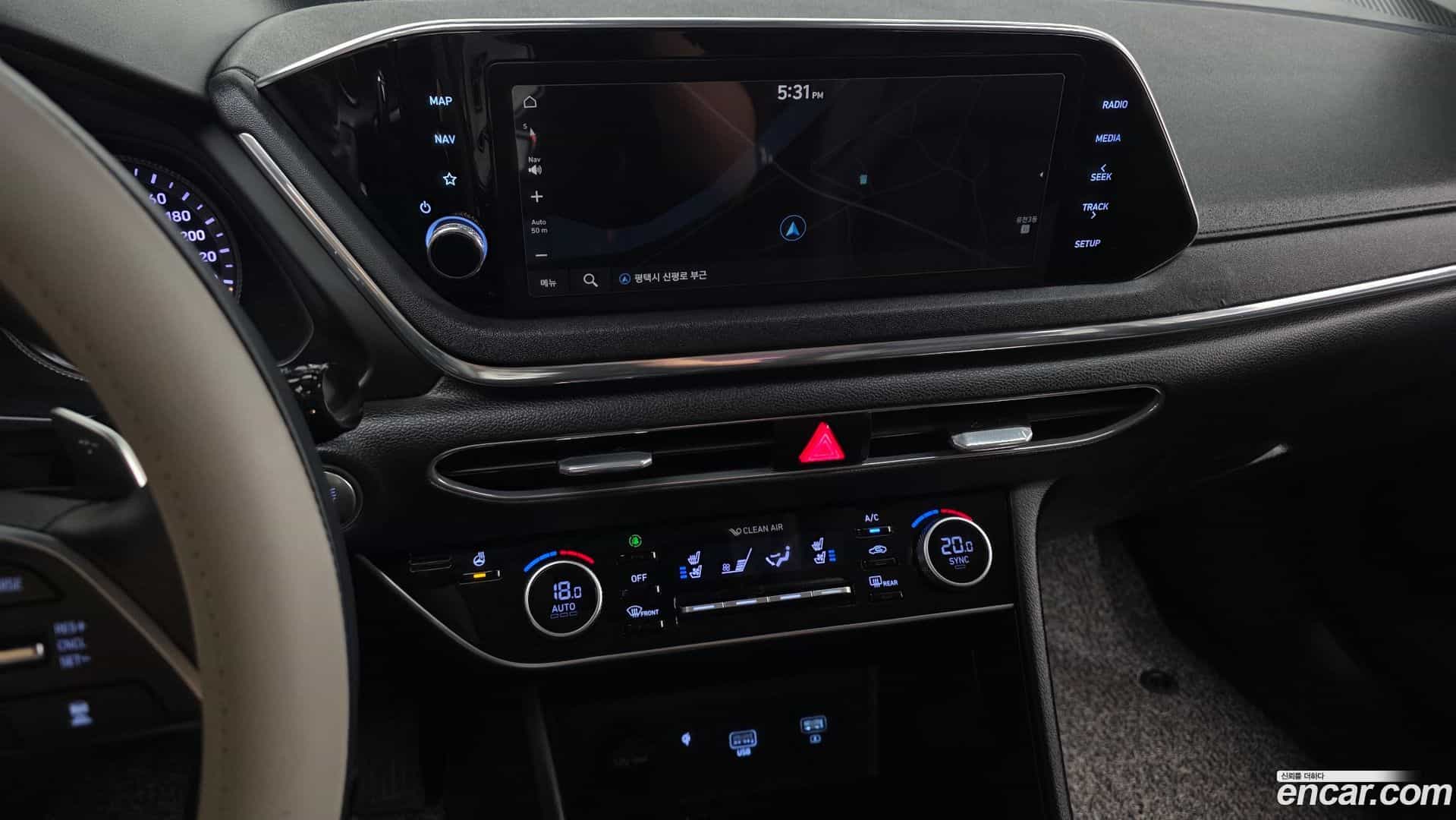 Sonata Hyundai 2019.4-OPTION-018