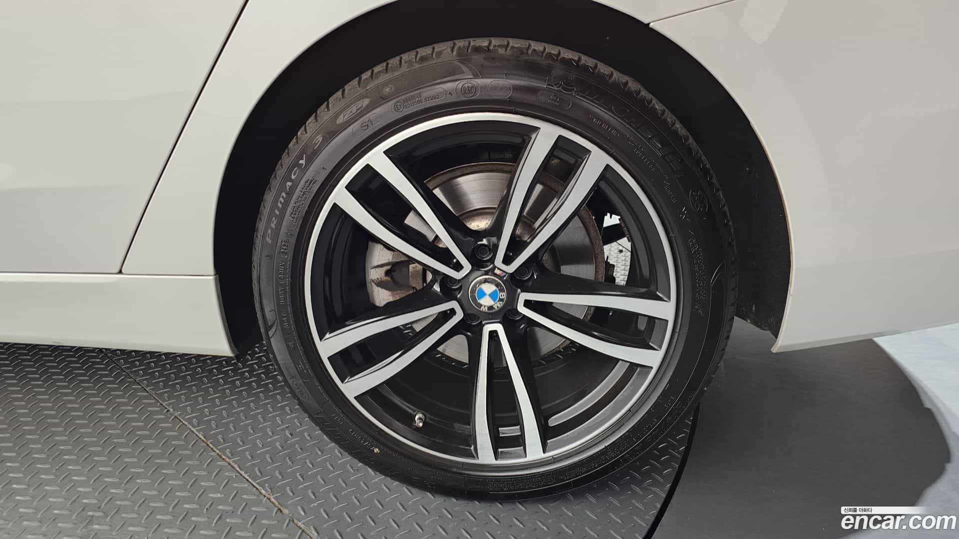 Gran Turismo BMW 2023.1-OUTER-031