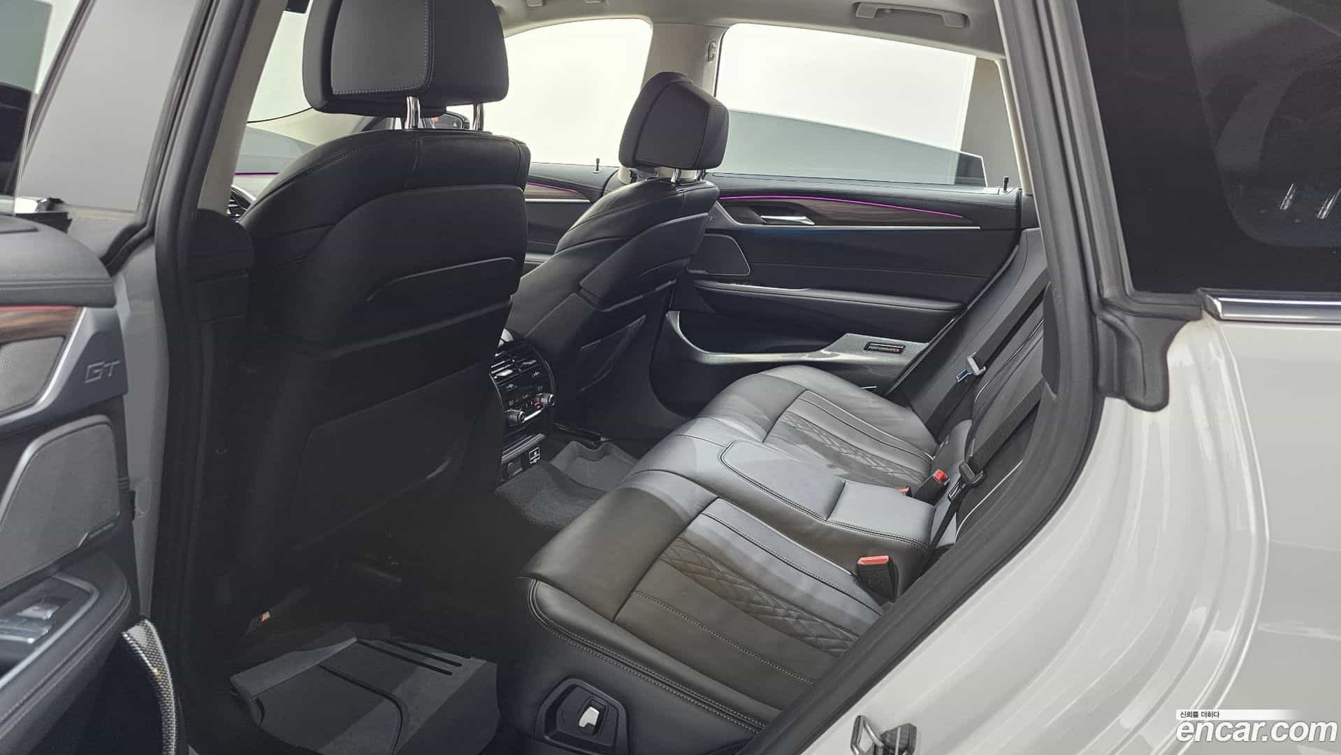 Gran Turismo BMW 2023.1-OPTION-040