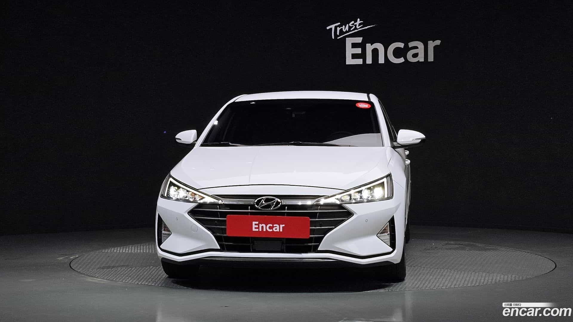 AVANTE Hyundai 2019.0-OUTER-003