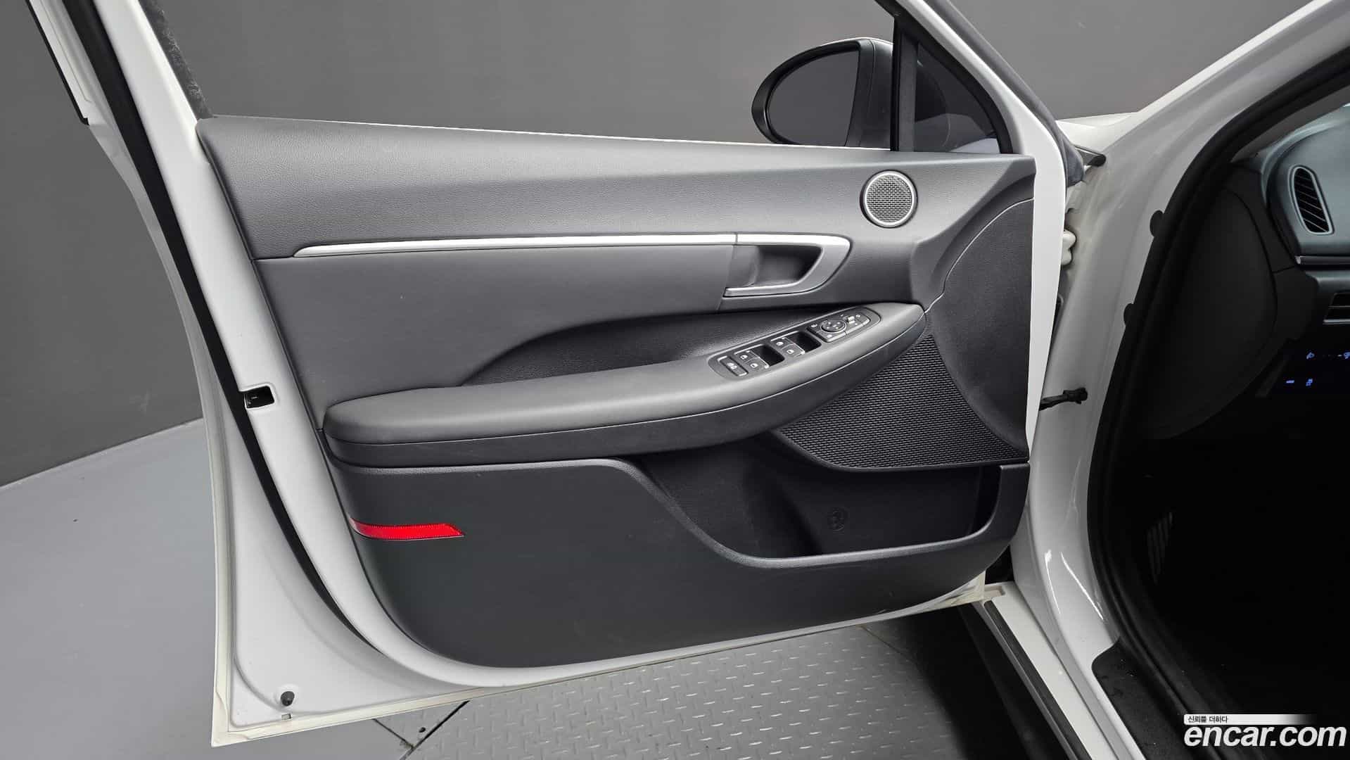 Sonata Hyundai 2021.2-INNER-034