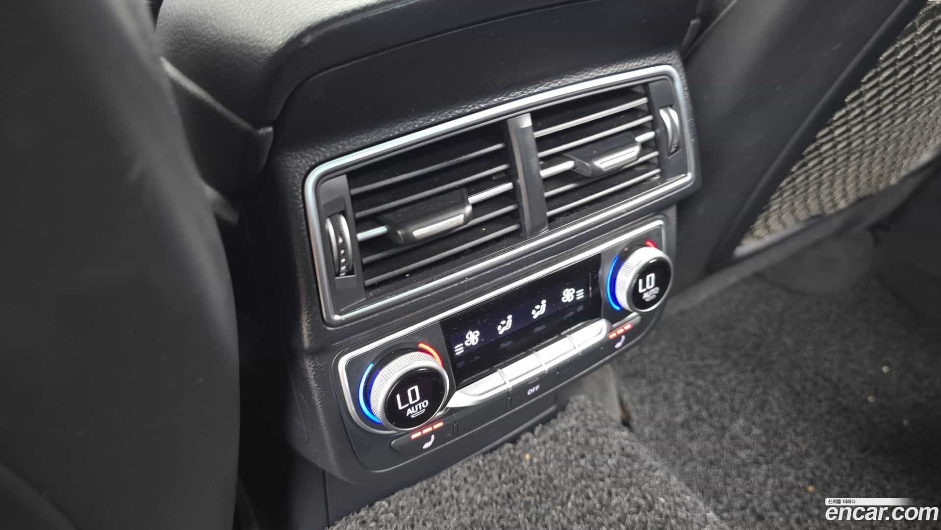 Q7 Audi 2016.2-OPTION-022