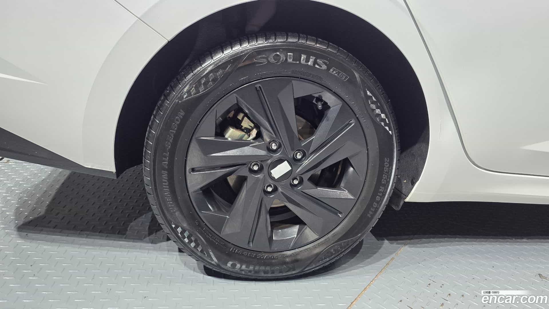 AVANTE Hyundai 2023.1-OUTER-005