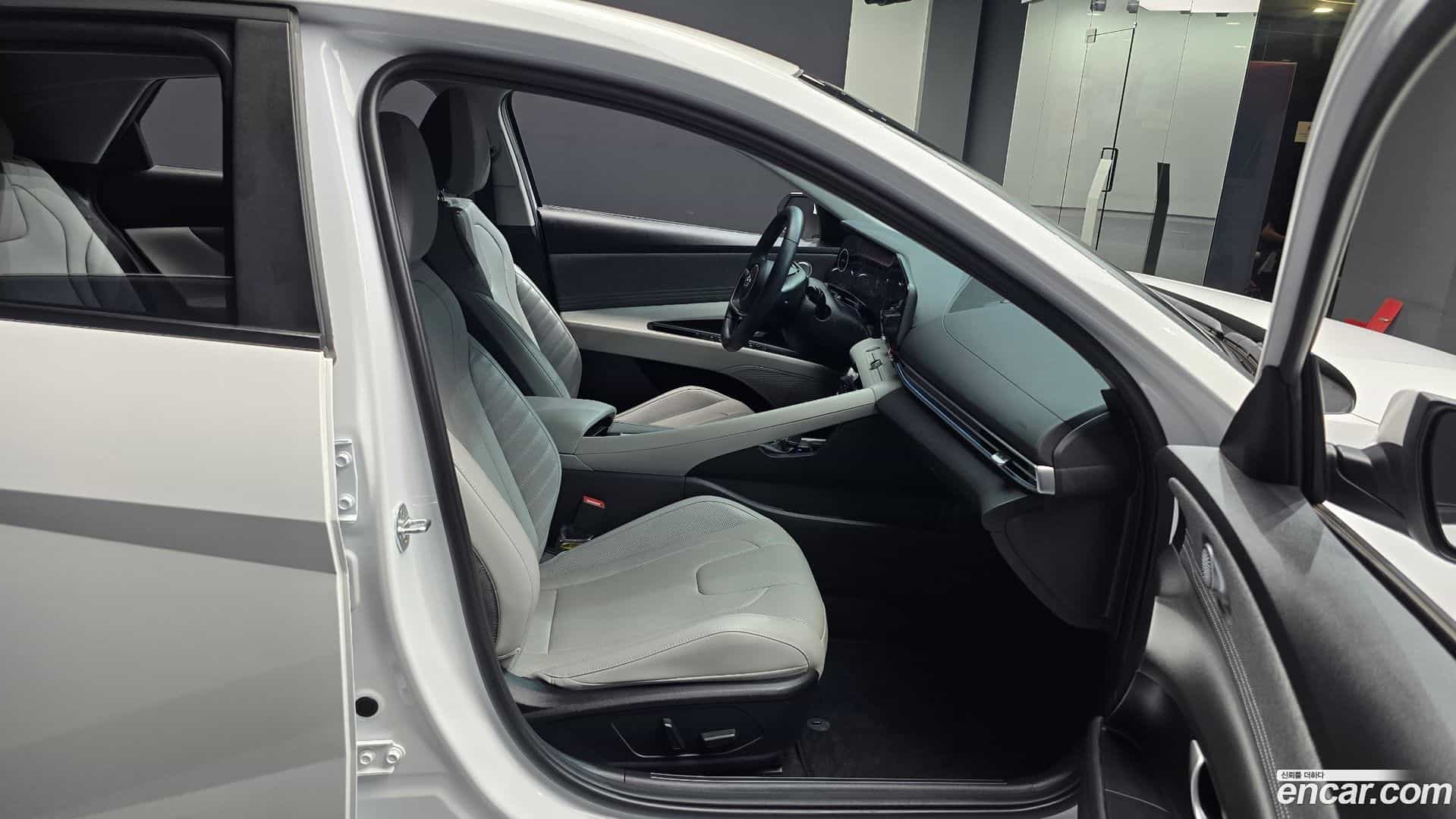 AVANTE Hyundai 2023.1-OPTION-015