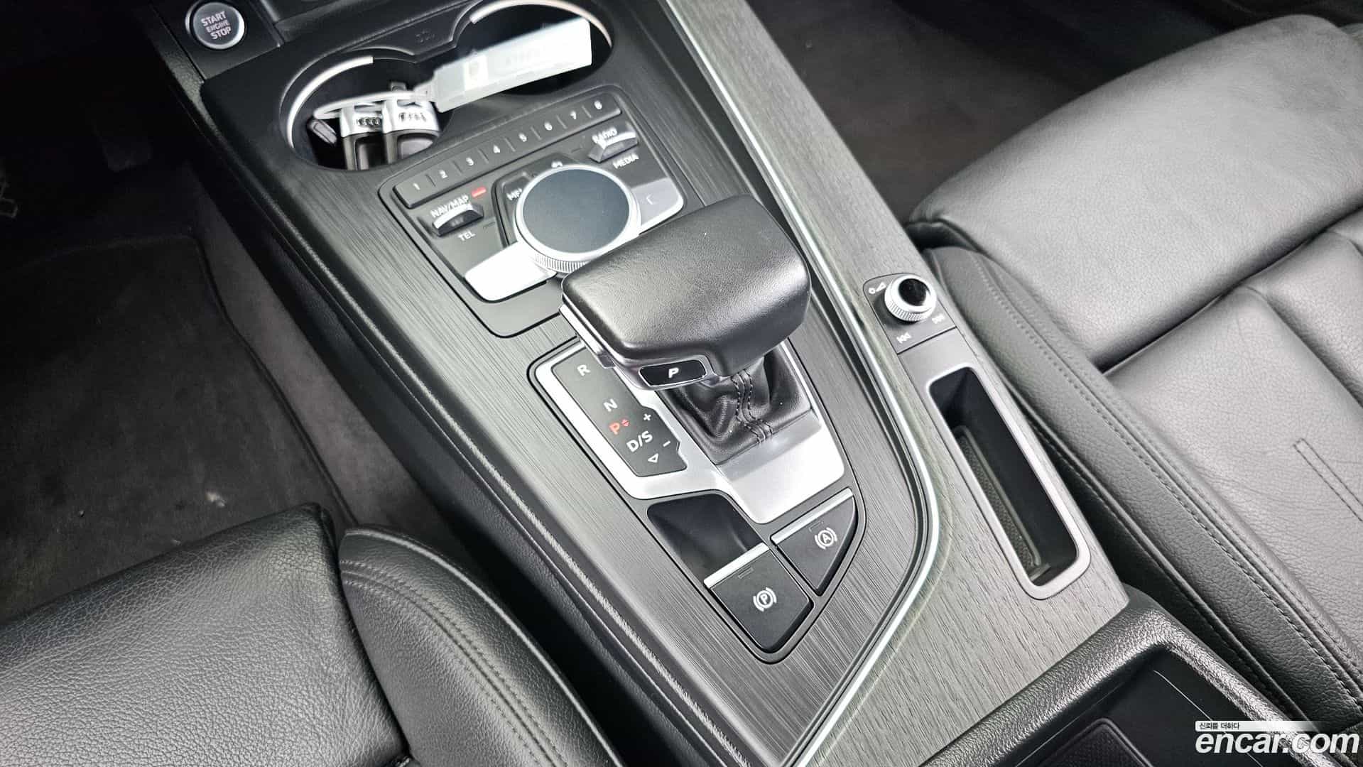 A4 Audi 2018.10-INNER-009