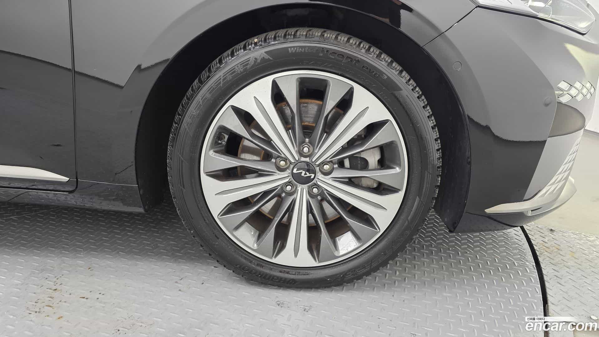 K8 Kia 2022.0-OUTER-031
