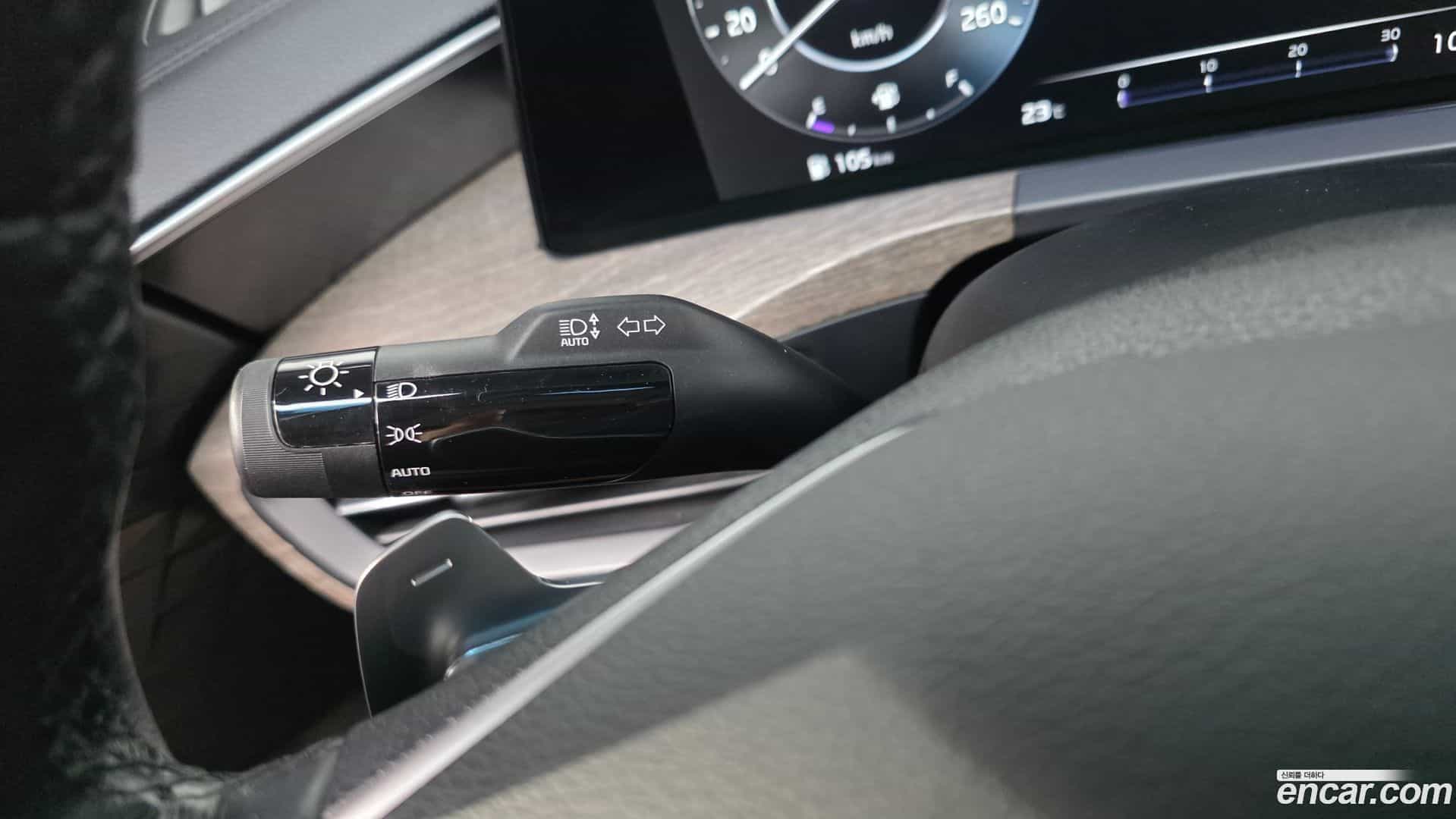 K8 Kia 2022.0-OPTION-046