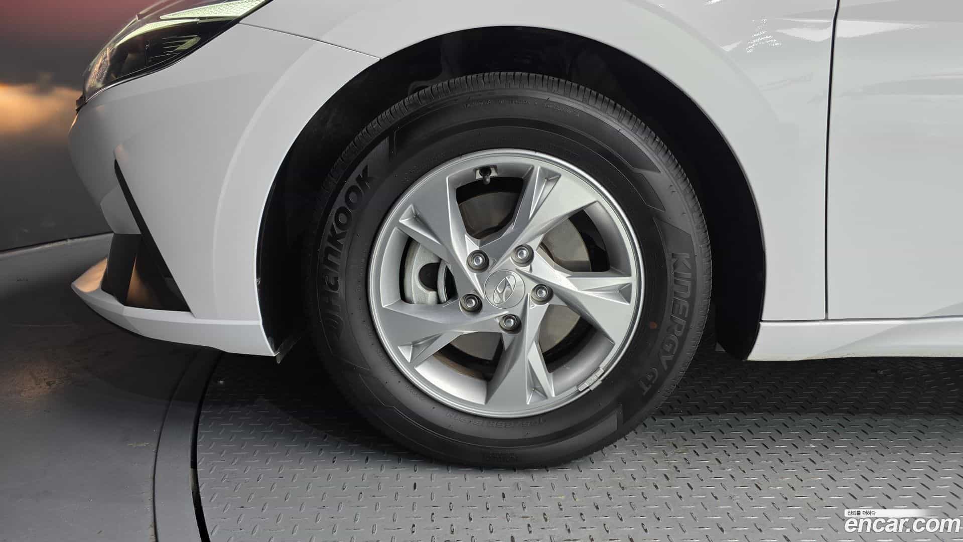 AVANTE Hyundai 2023.2-OUTER-005