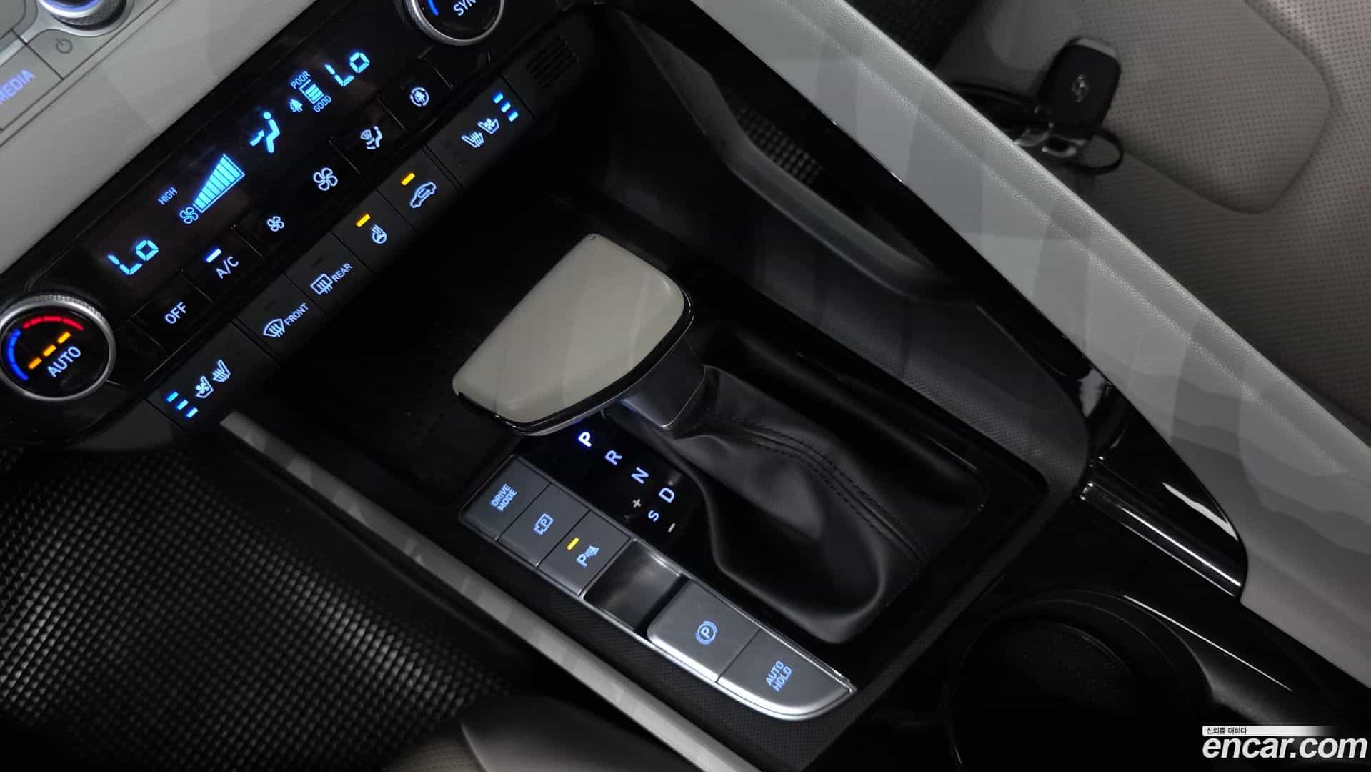 AVANTE Hyundai 2021.7-INNER-009