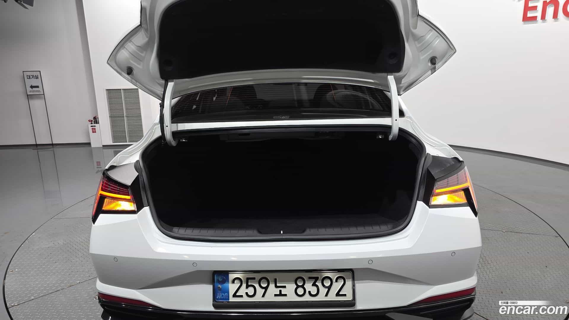 AVANTE Hyundai 2021.7-OPTION-024
