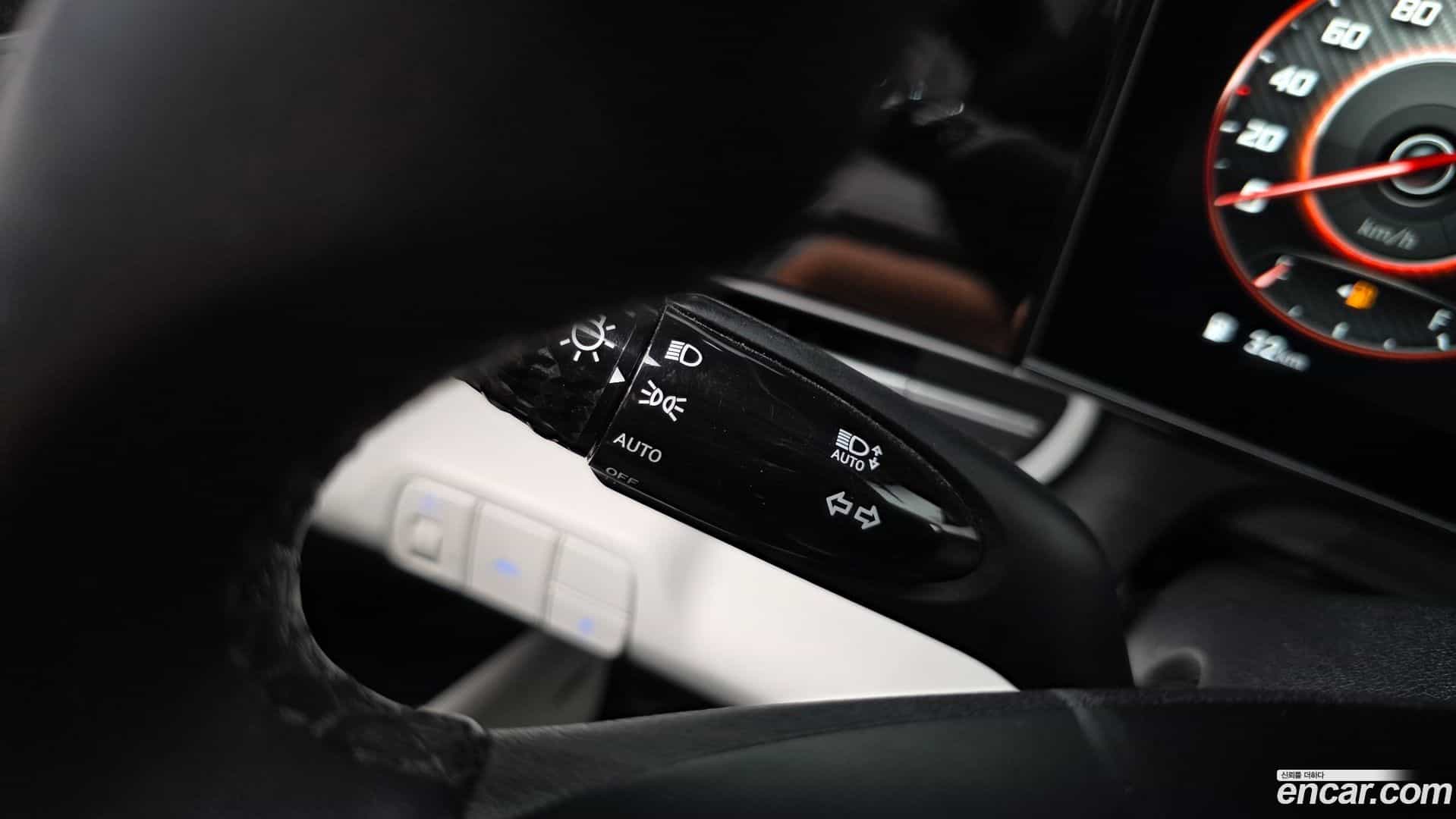AVANTE Hyundai 2021.7-OPTION-040