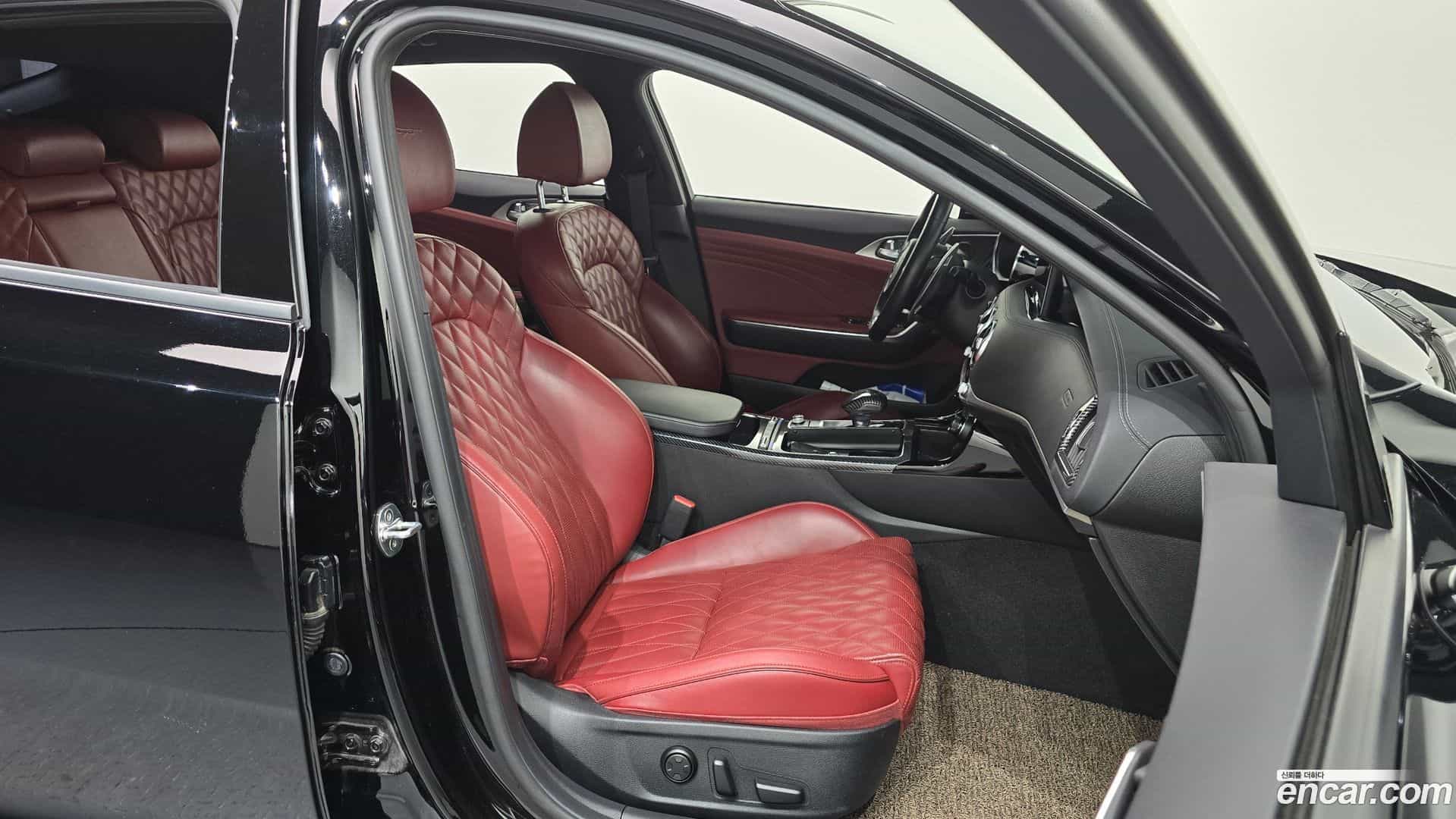 Stinger Kia 2020.8-INNER-036
