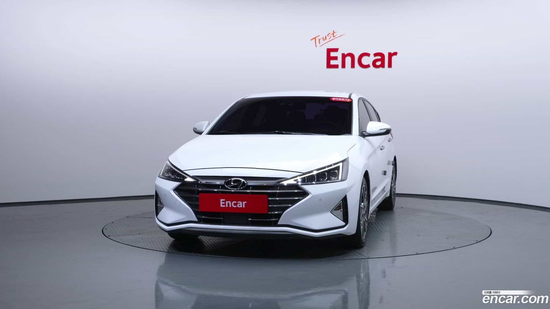AVANTE Hyundai 2018.9-OUTER-003