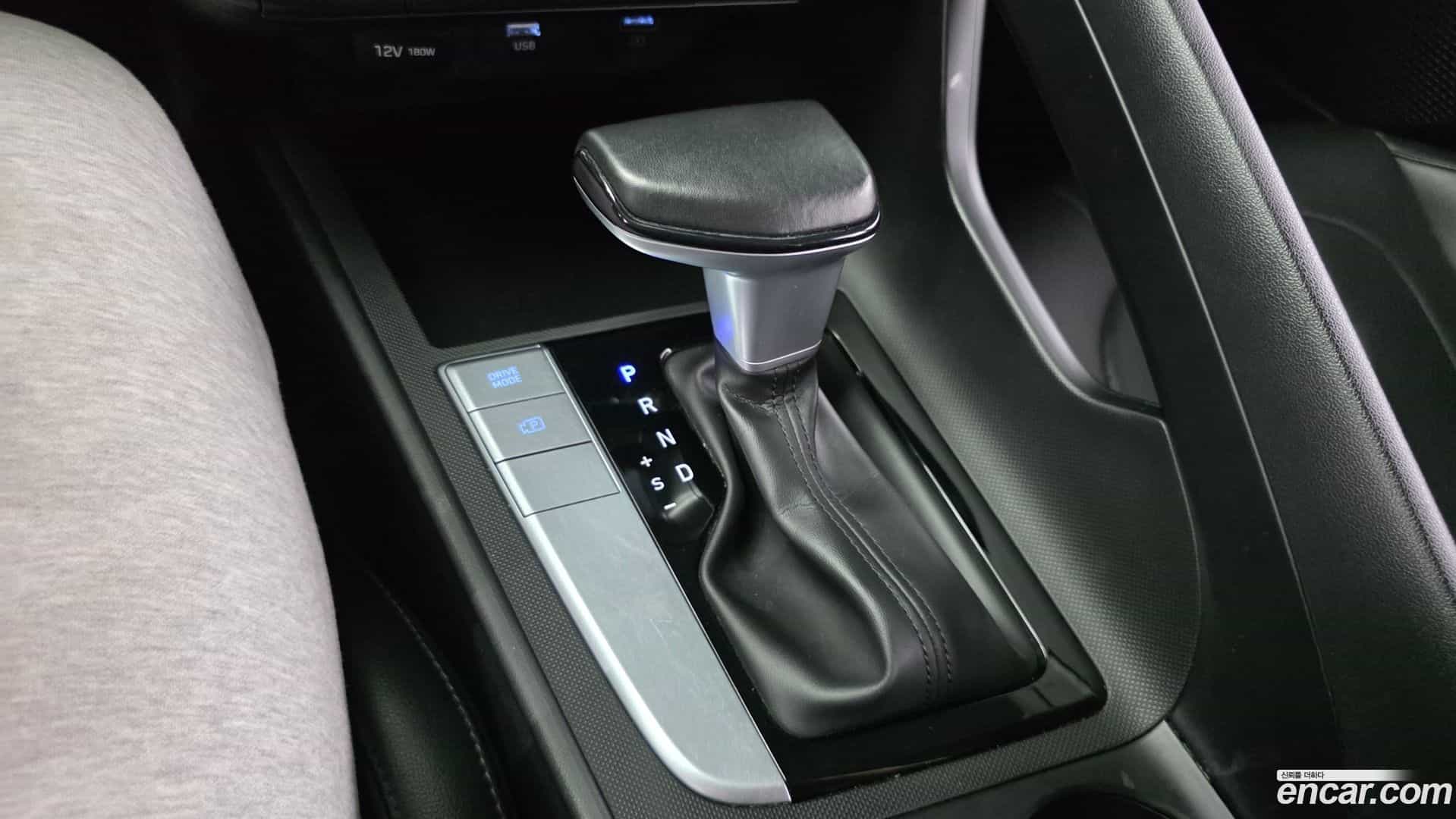 AVANTE Hyundai 2021.4-INNER-009
